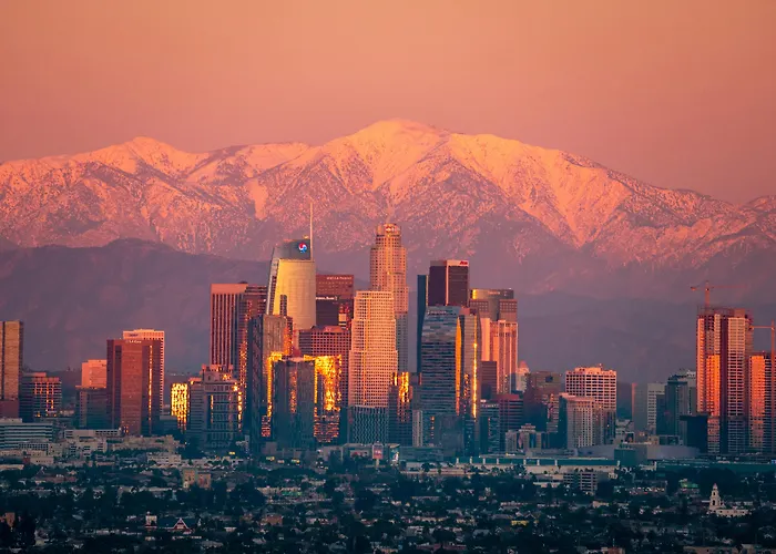 Portside Inn & Suites Los Angeles