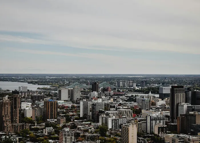 Hotel Du Manoir St. Denis Montréal