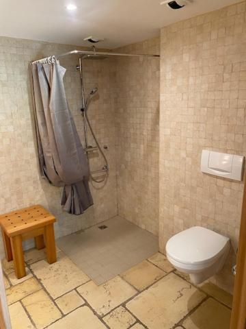 Chambre Double - Accessible aux Personnes à Mobilité Réduite