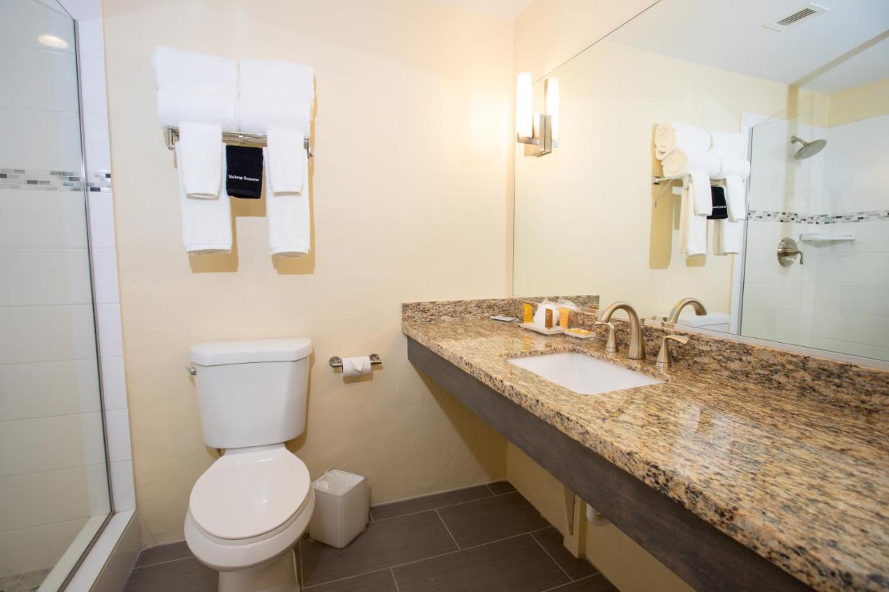 Standard City View King Room,1082992711:JPEG