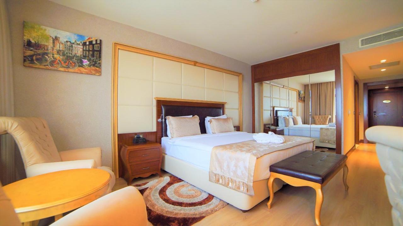 Standard King Room
