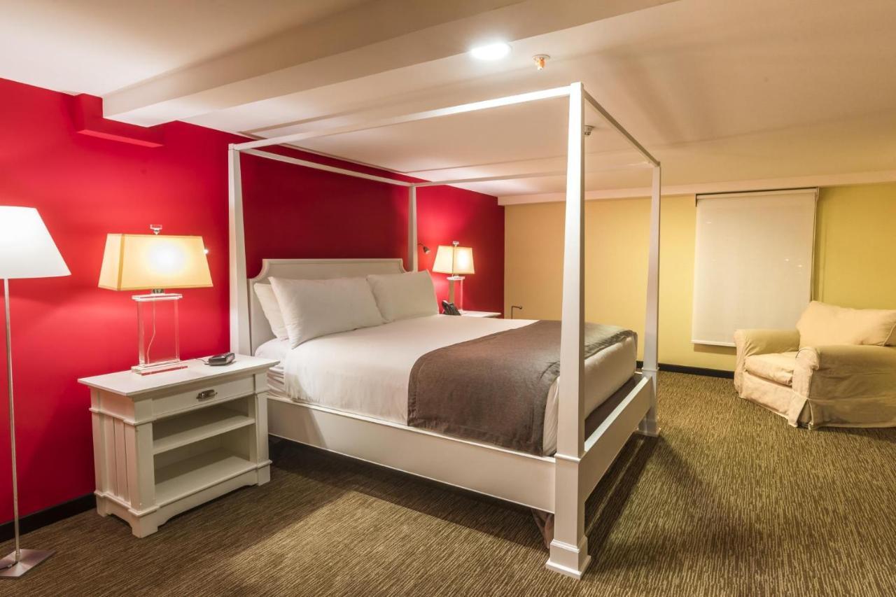 Presidential Suite