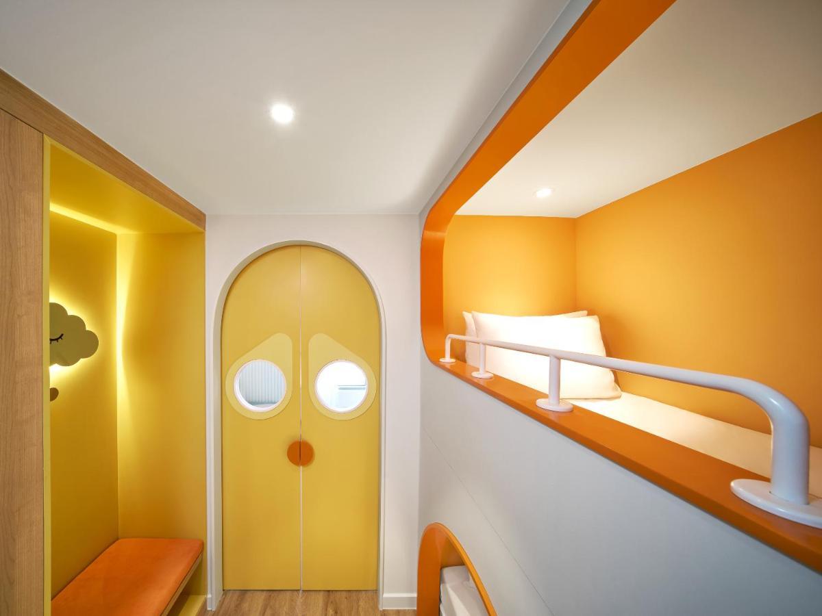 Family Suite with Forest View,1181338069:JPEG