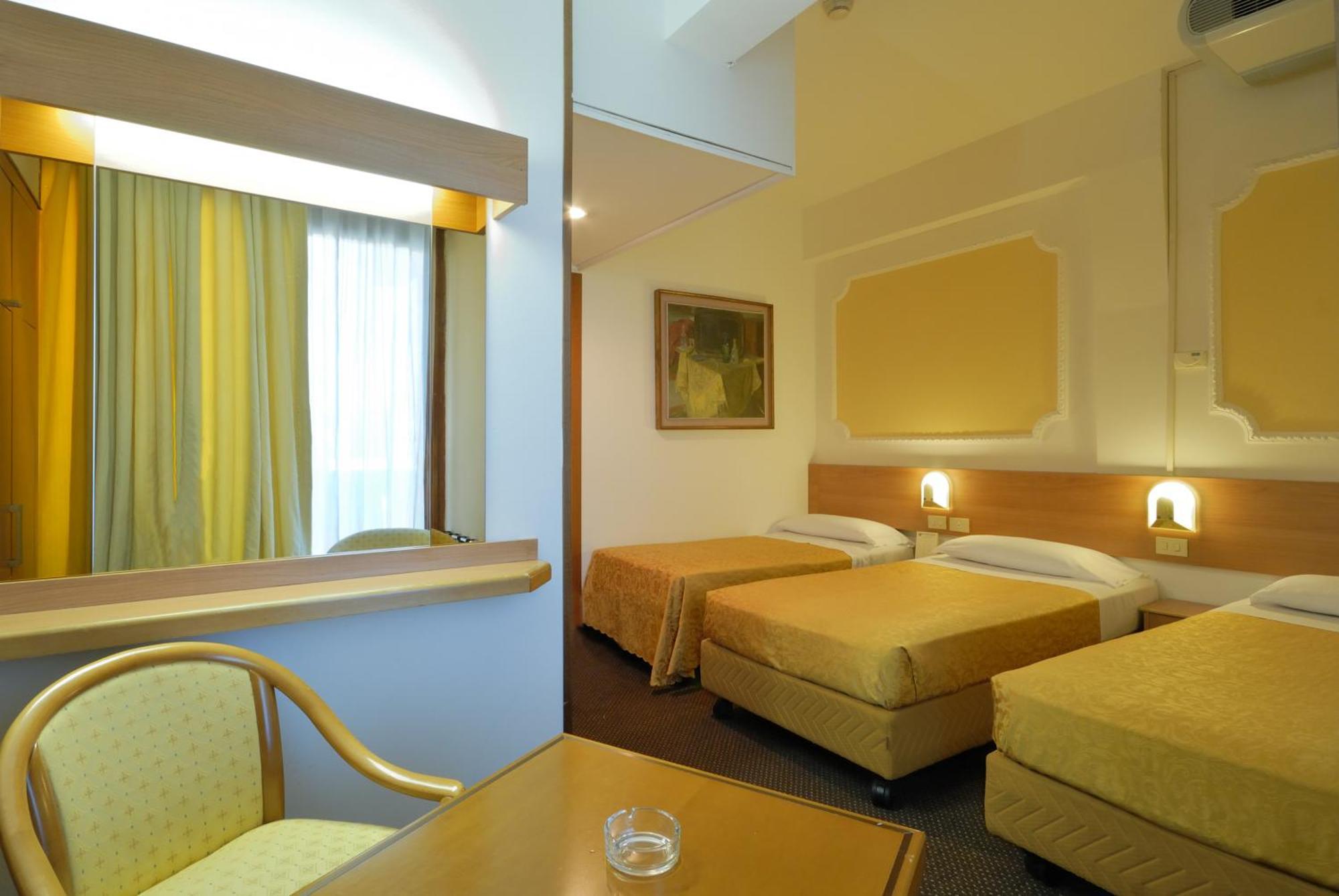 Classic Triple Room
