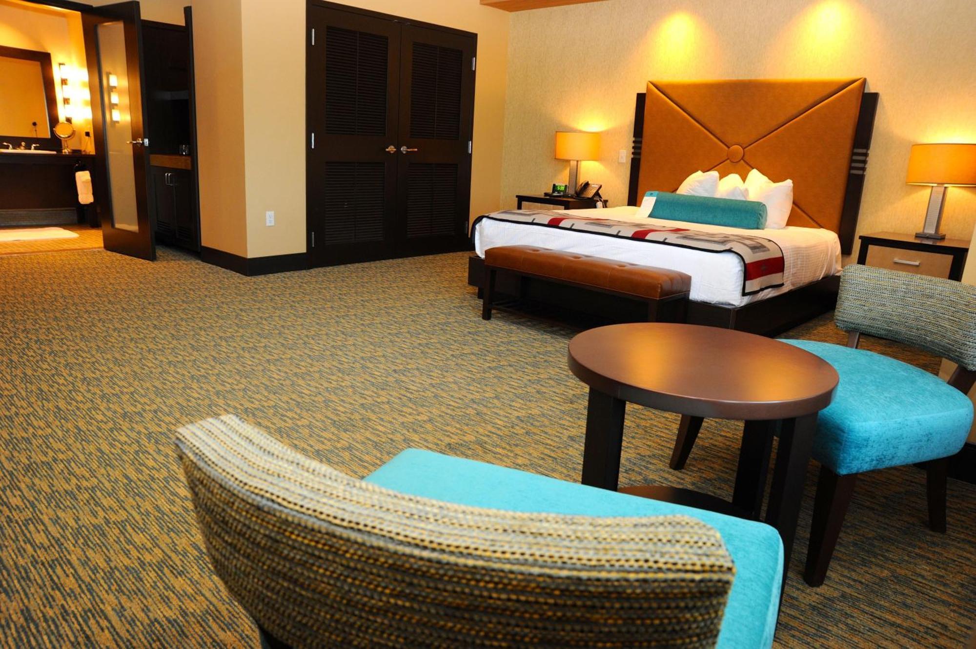 Junior Suite,1217210116:JPEG
