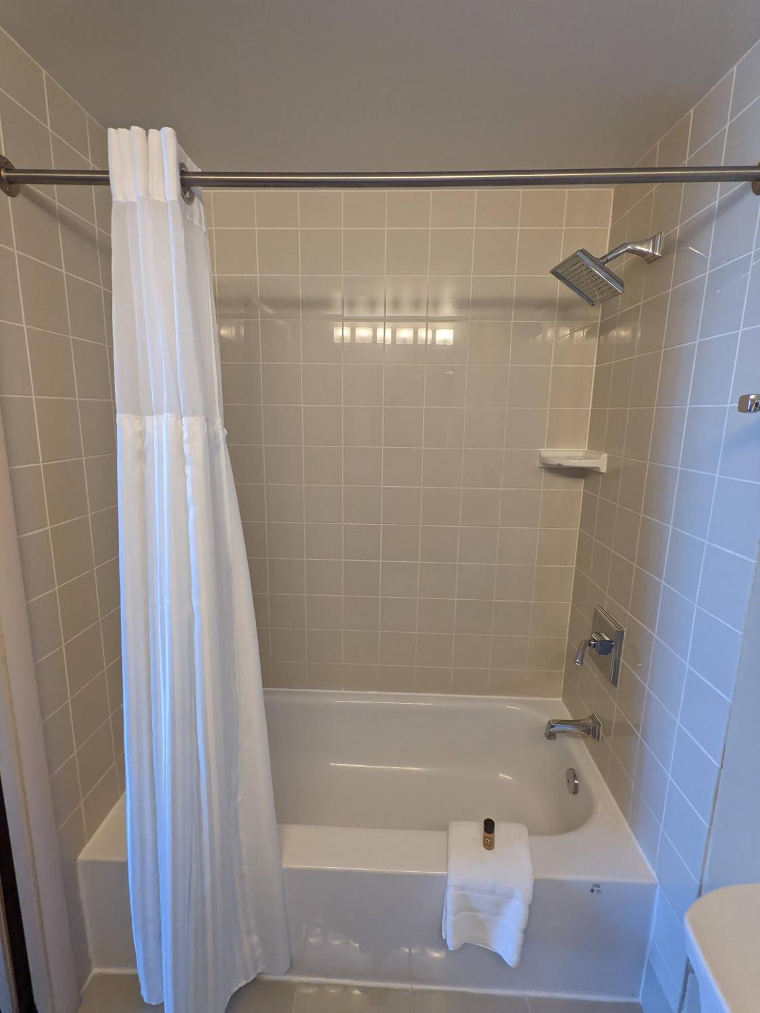 Deluxe King,1300343533:JPEG