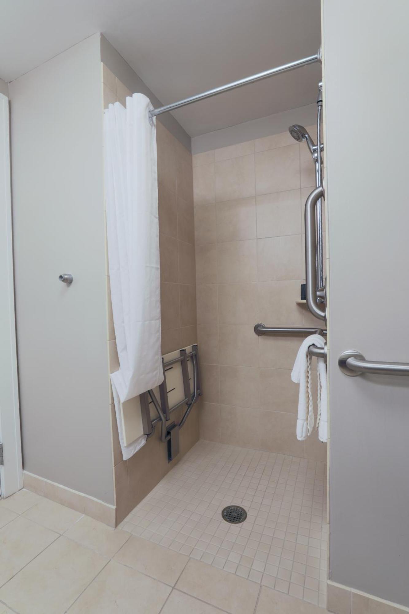 Deluxe Queen Room Two Queen Beds Handicap Accessible