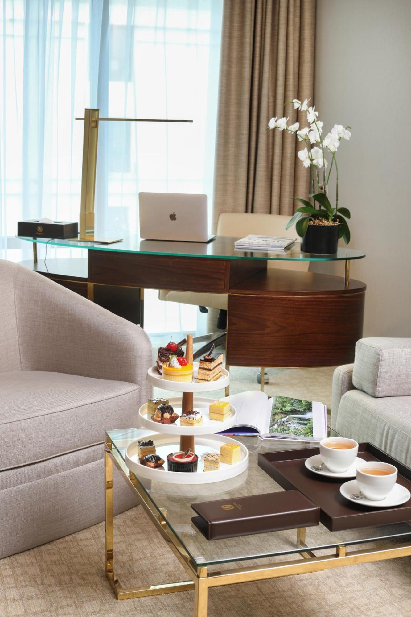 Executive Suite