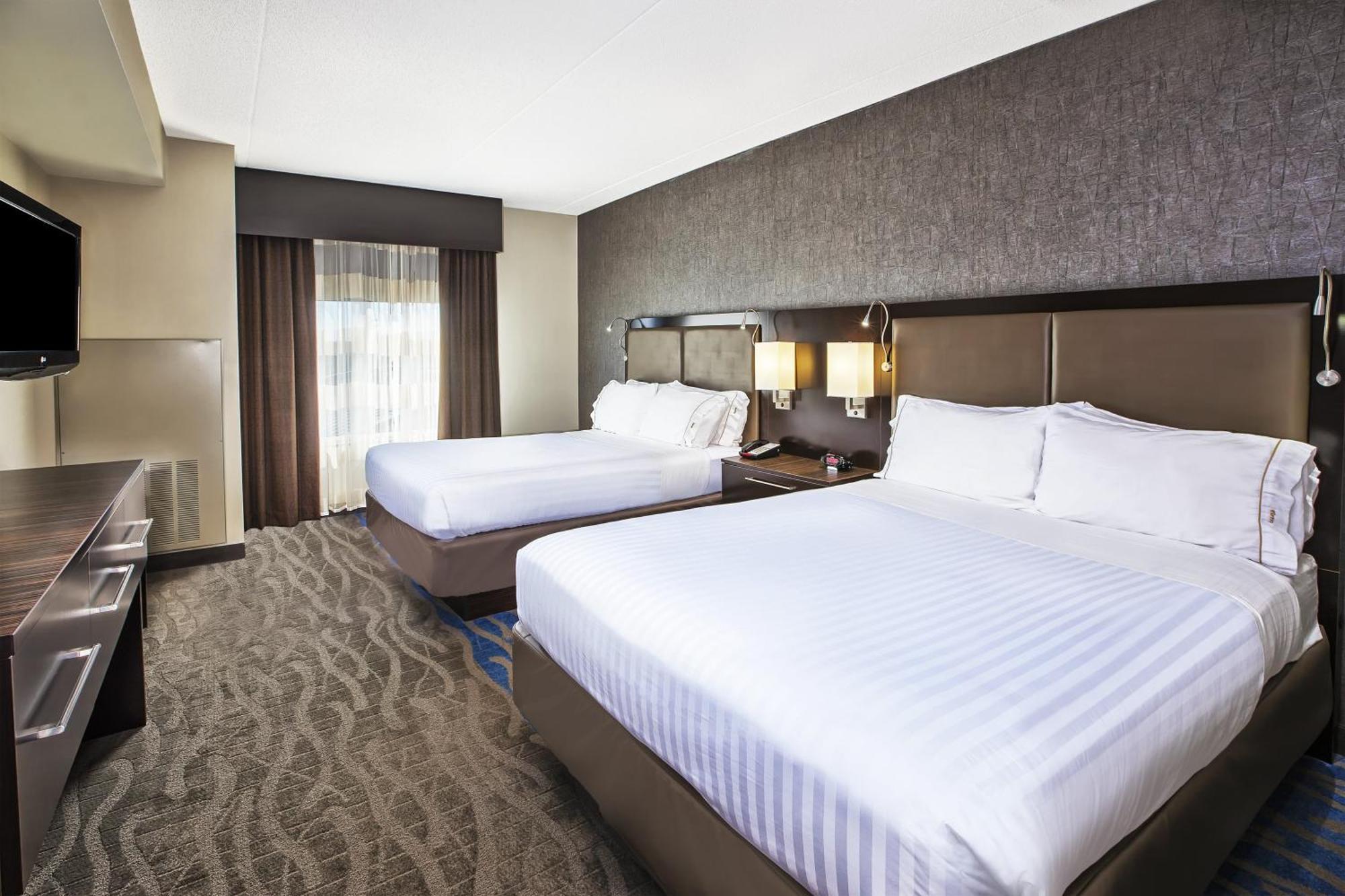 Standard Room with Two Queen Beds