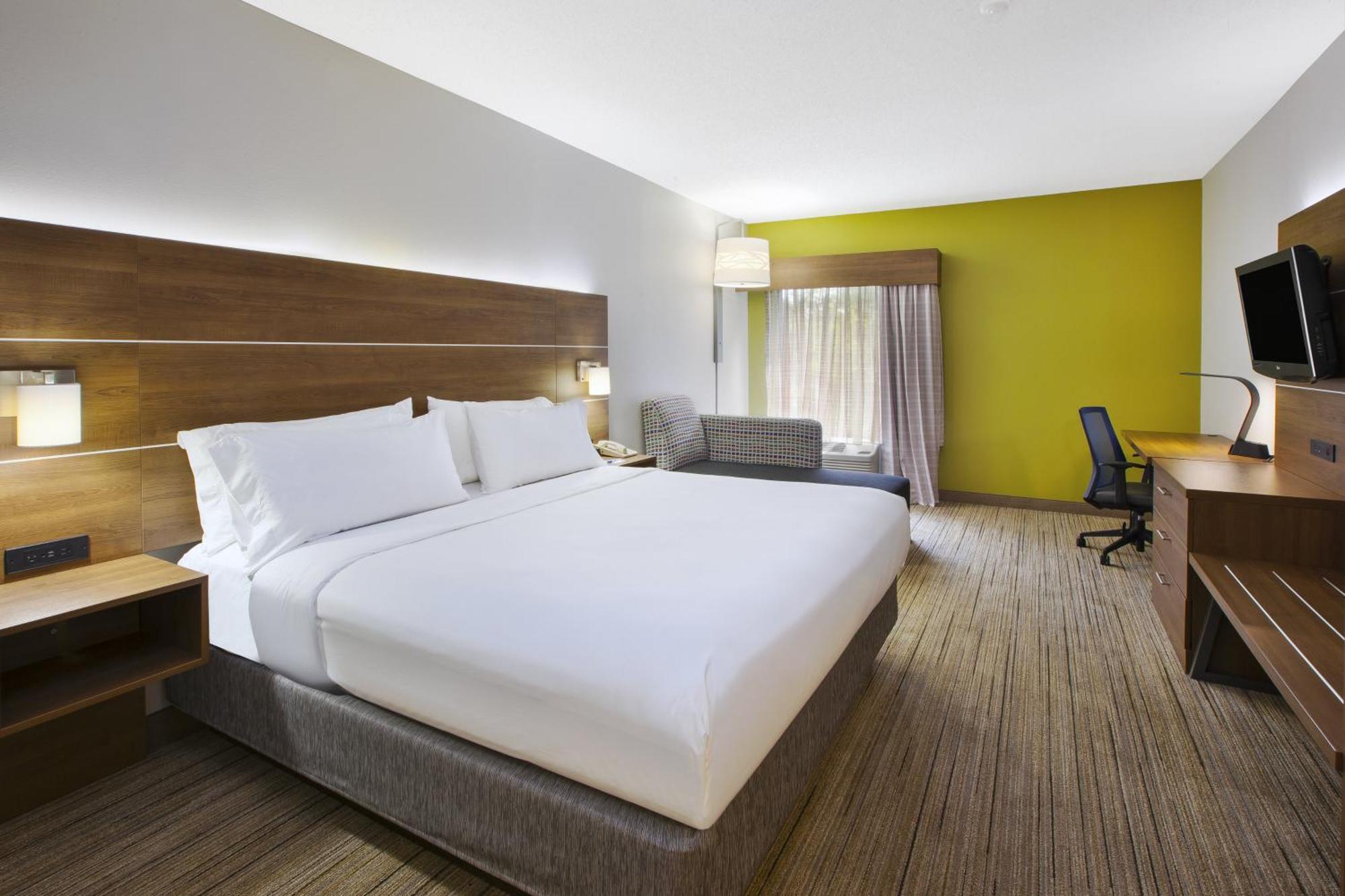 Standard King Room
