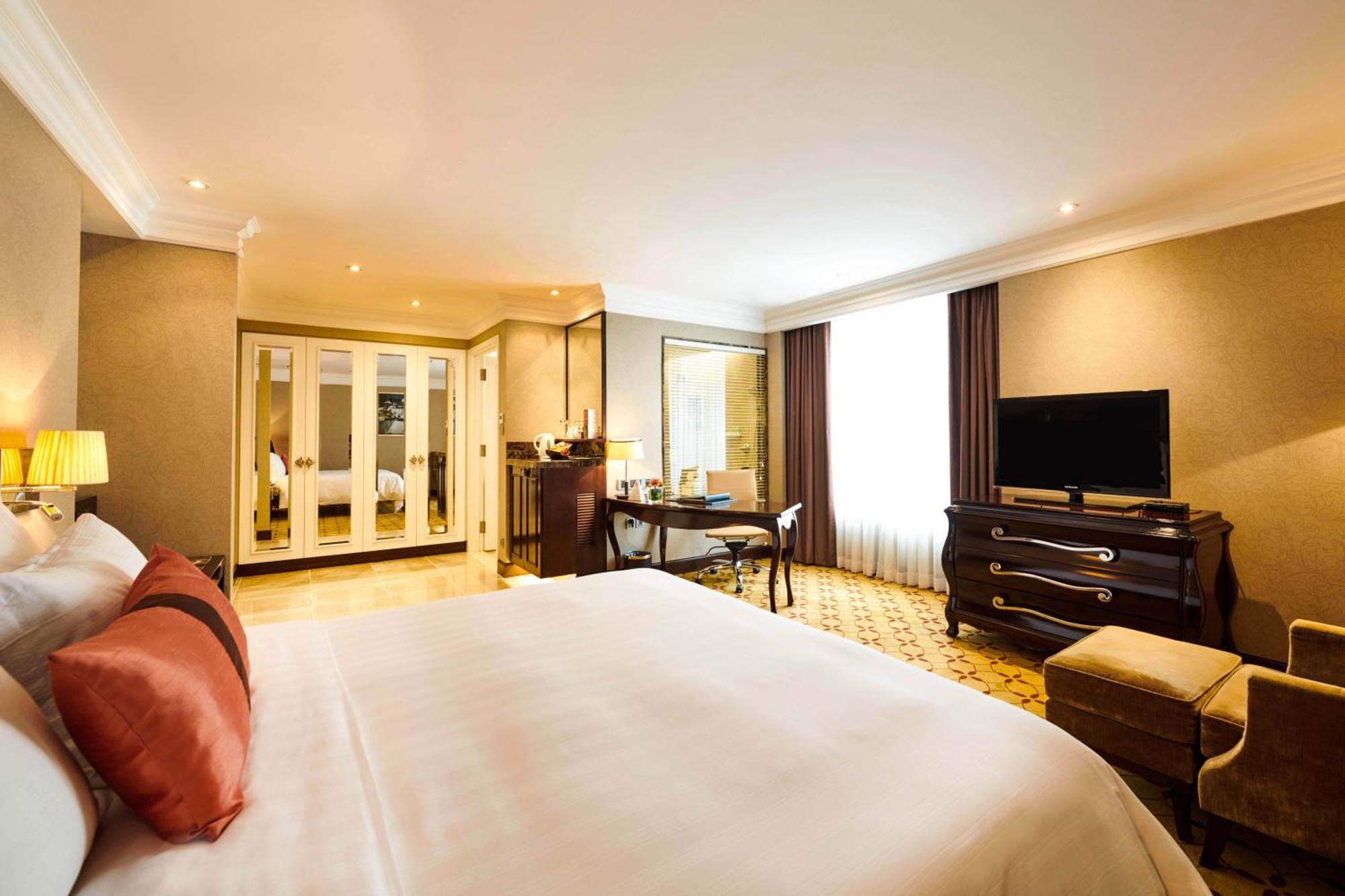 Premium Deluxe Room,1441184548:JPEG