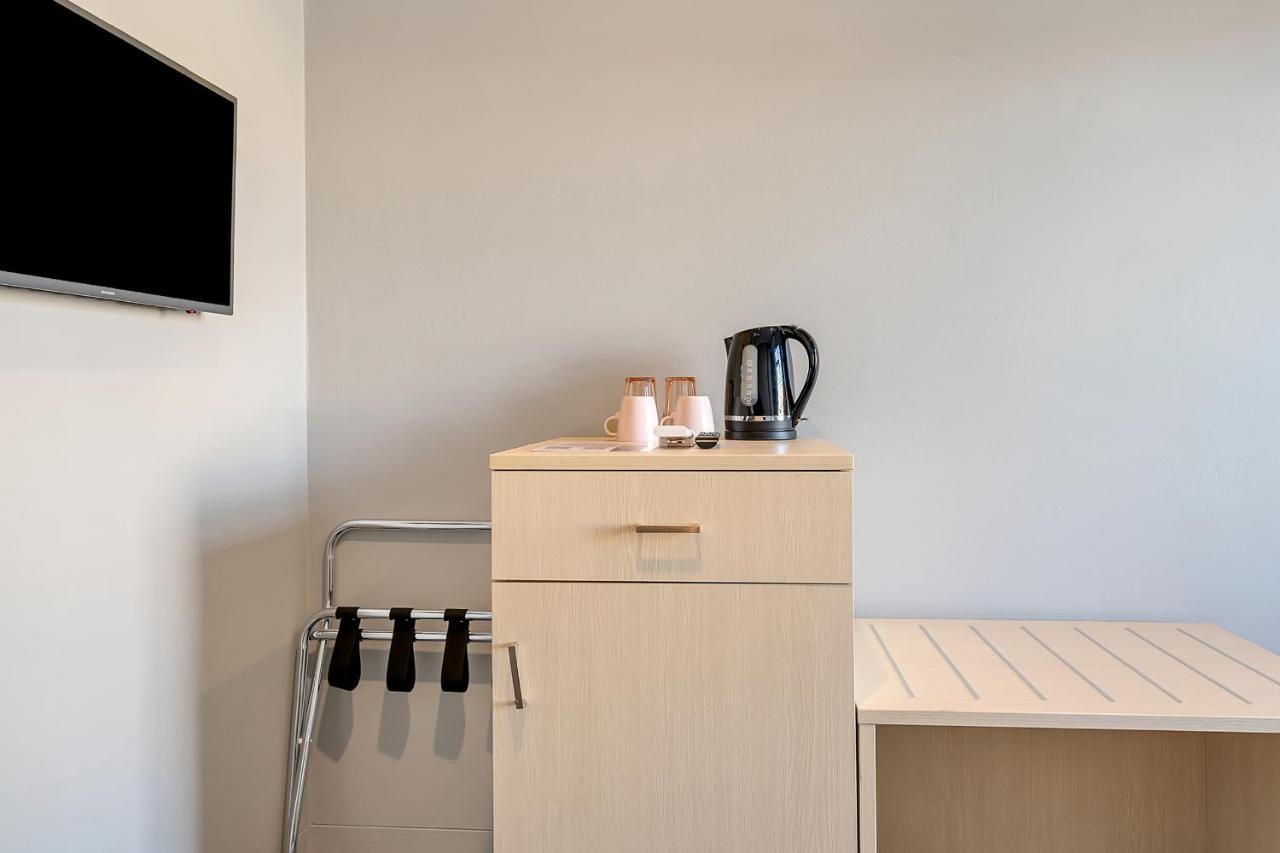 Standard Single Room with Shared Bathroom,1292536864:JPEG