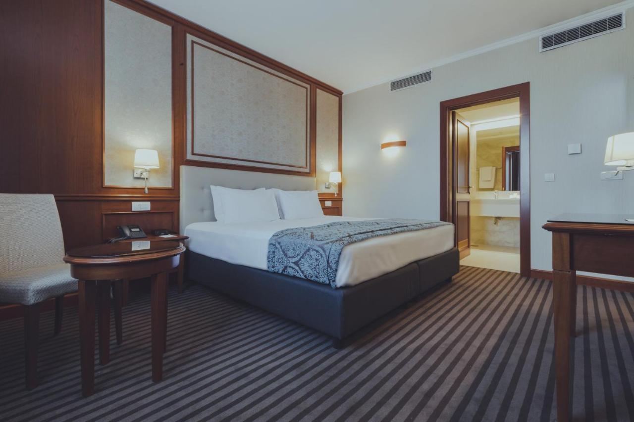 Suite met Kingsize Bed en Balkon