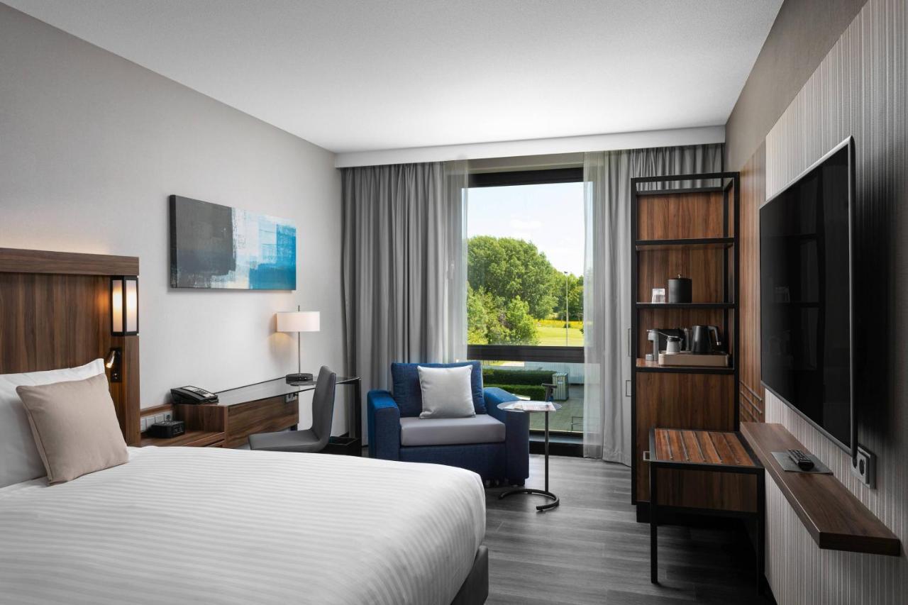 Chambre Lit King-Size Confort avec Canapé-Lit