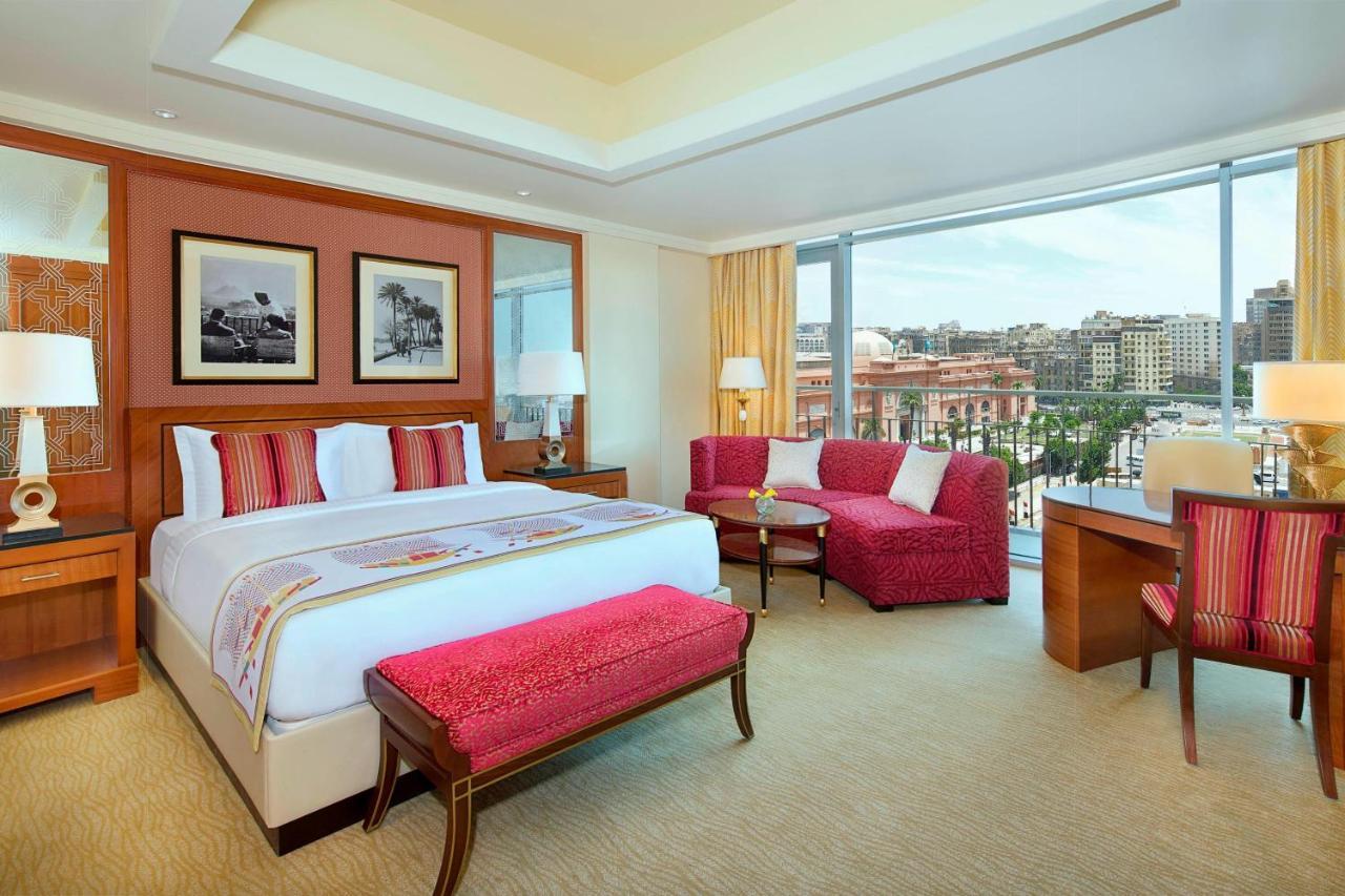 Deluxe room, 1 King,1395422675:JPEG