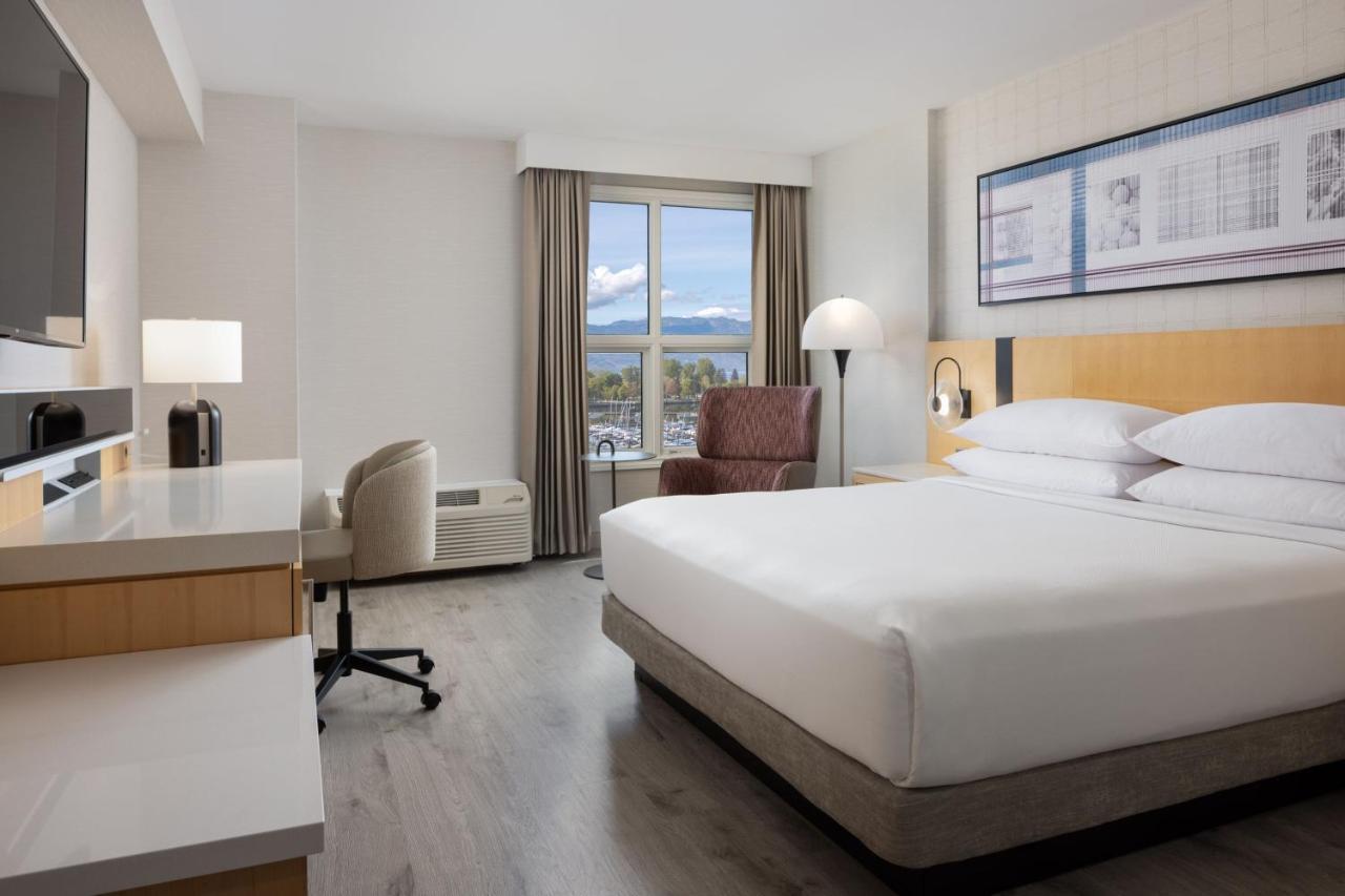 Chambre Lit King-Size - Vue sur Lac