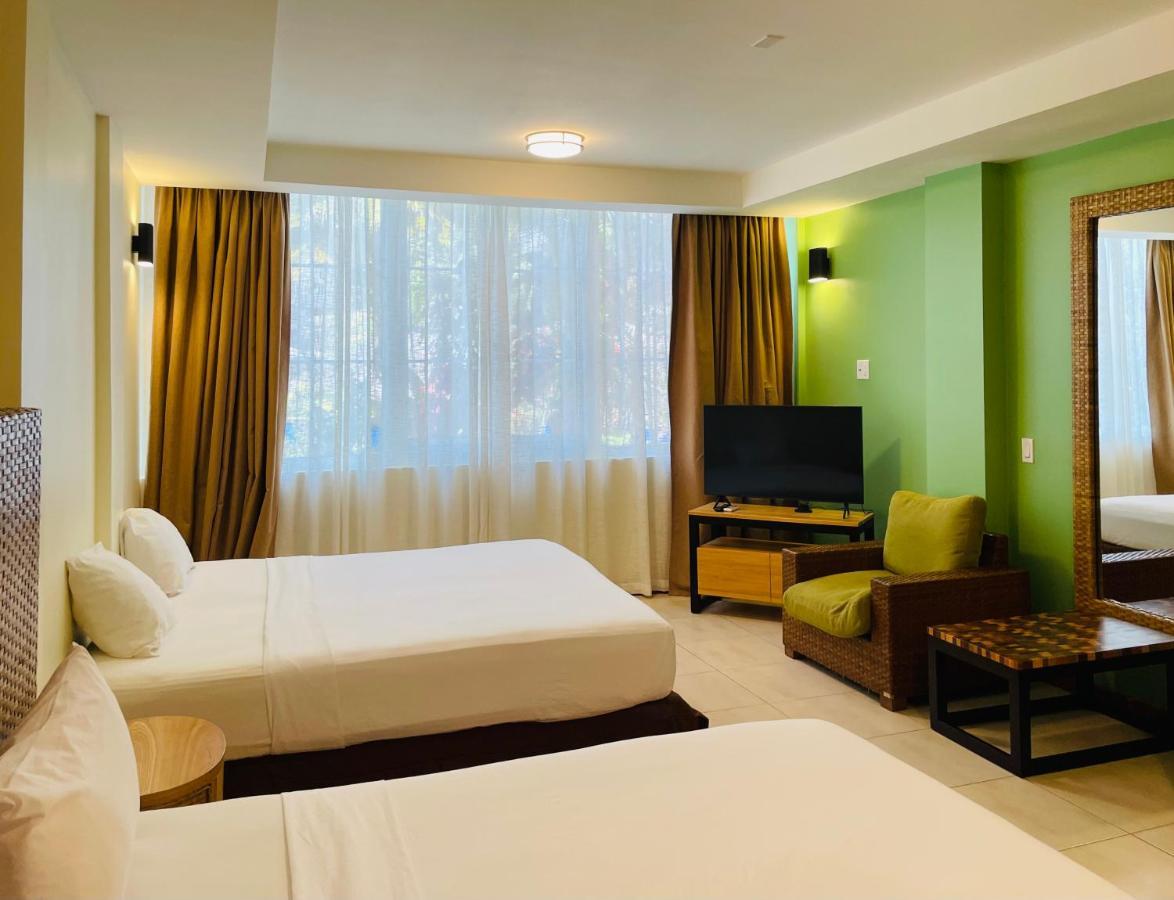 Junior Suite,1555861441:JPEG