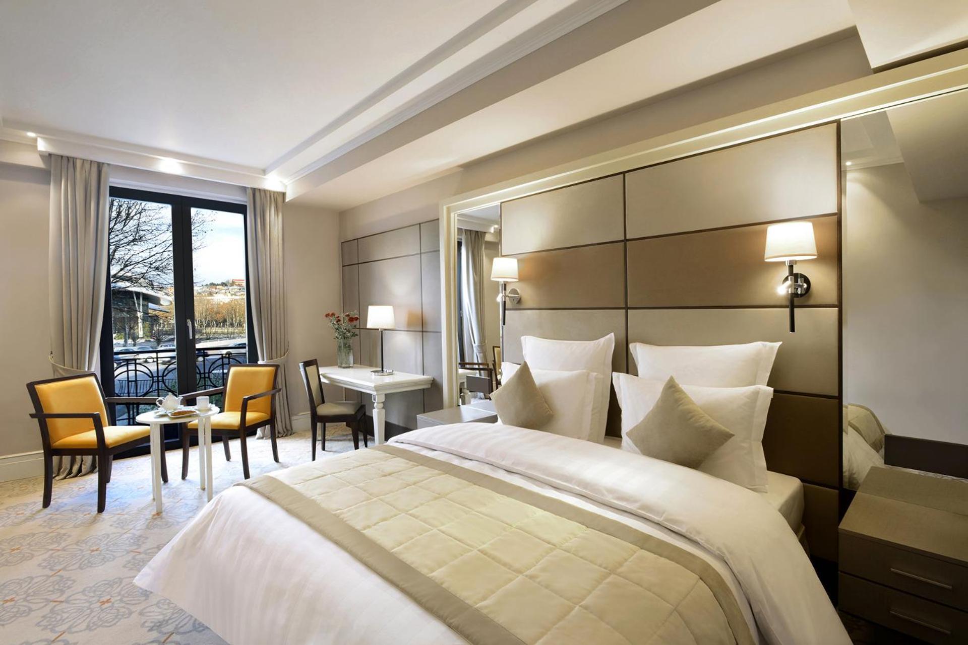 Premier King Room