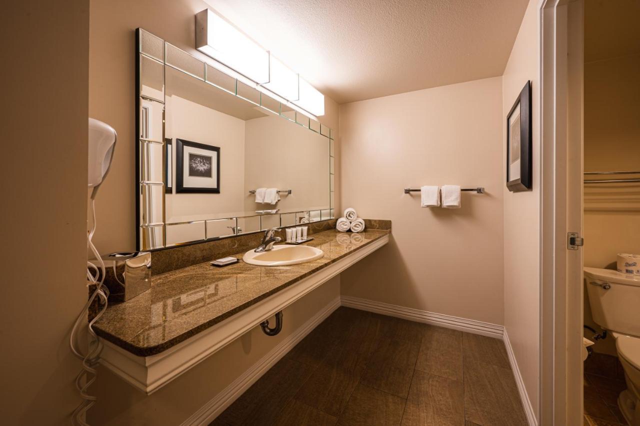 Deluxe Room, 2 Queen Beds
