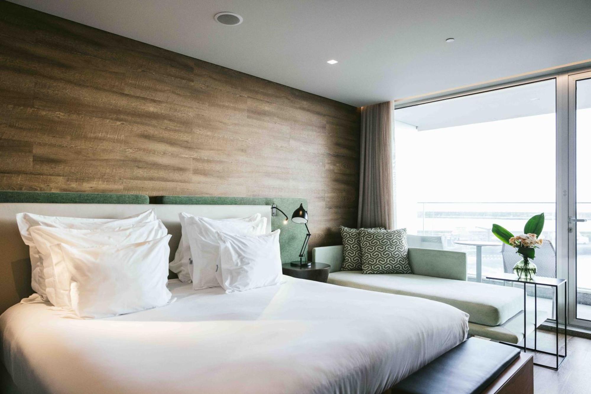 Deluxe Double Room with Sea View,1563376363:JPEG
