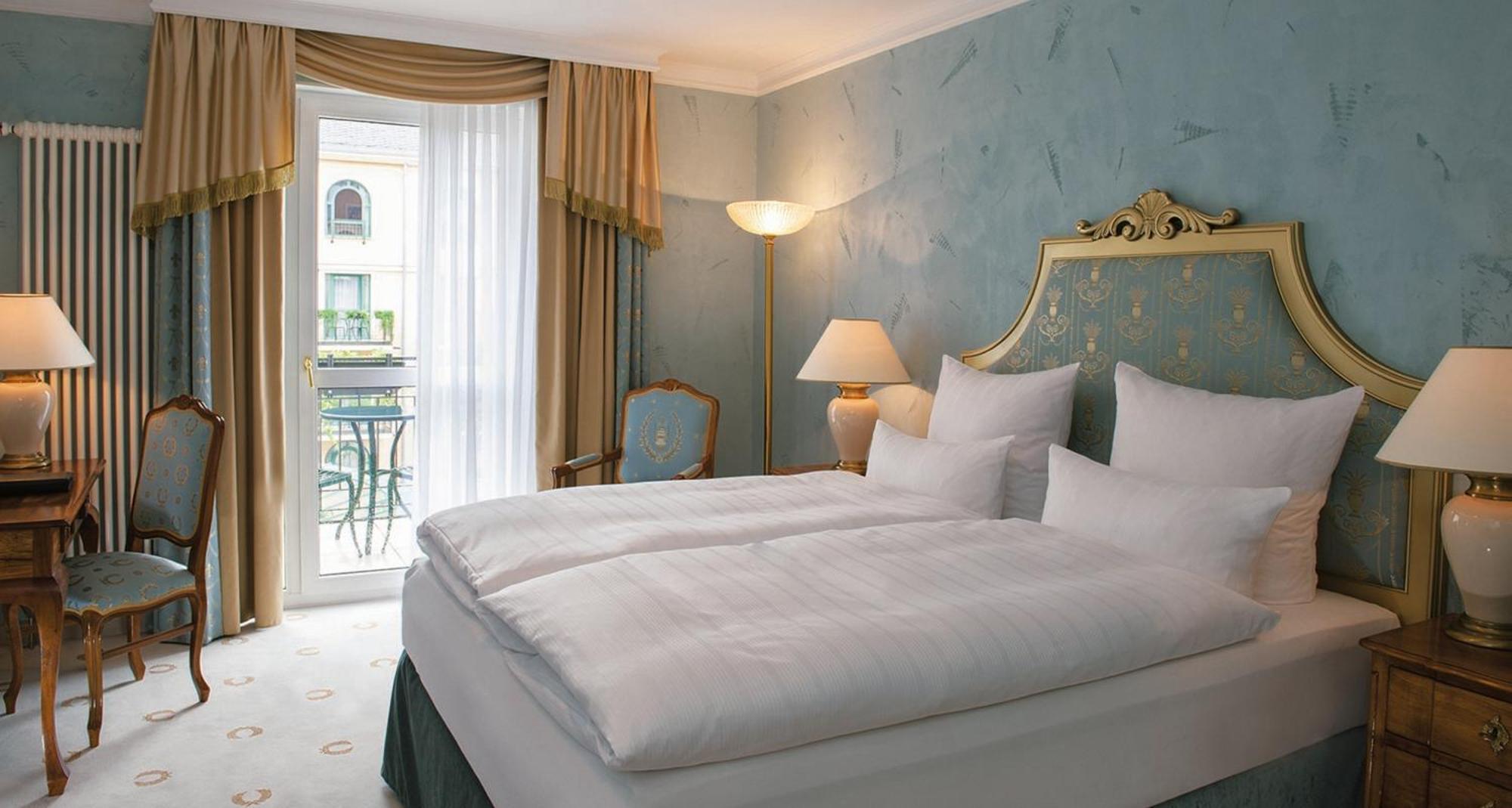Deluxe Room,1588053999:JPEG