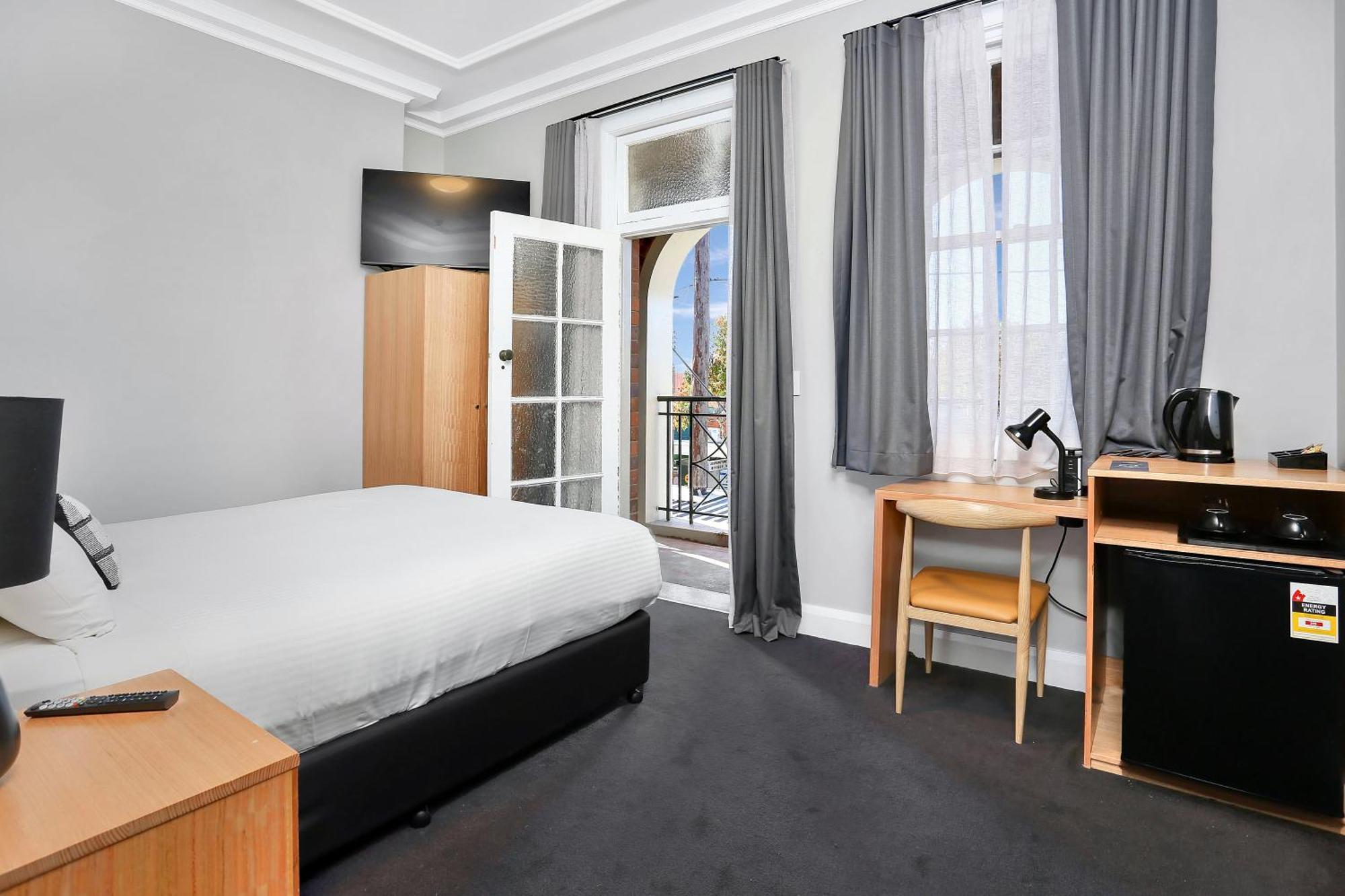 Deluxe Double Room Balcony,1553195164:JPEG