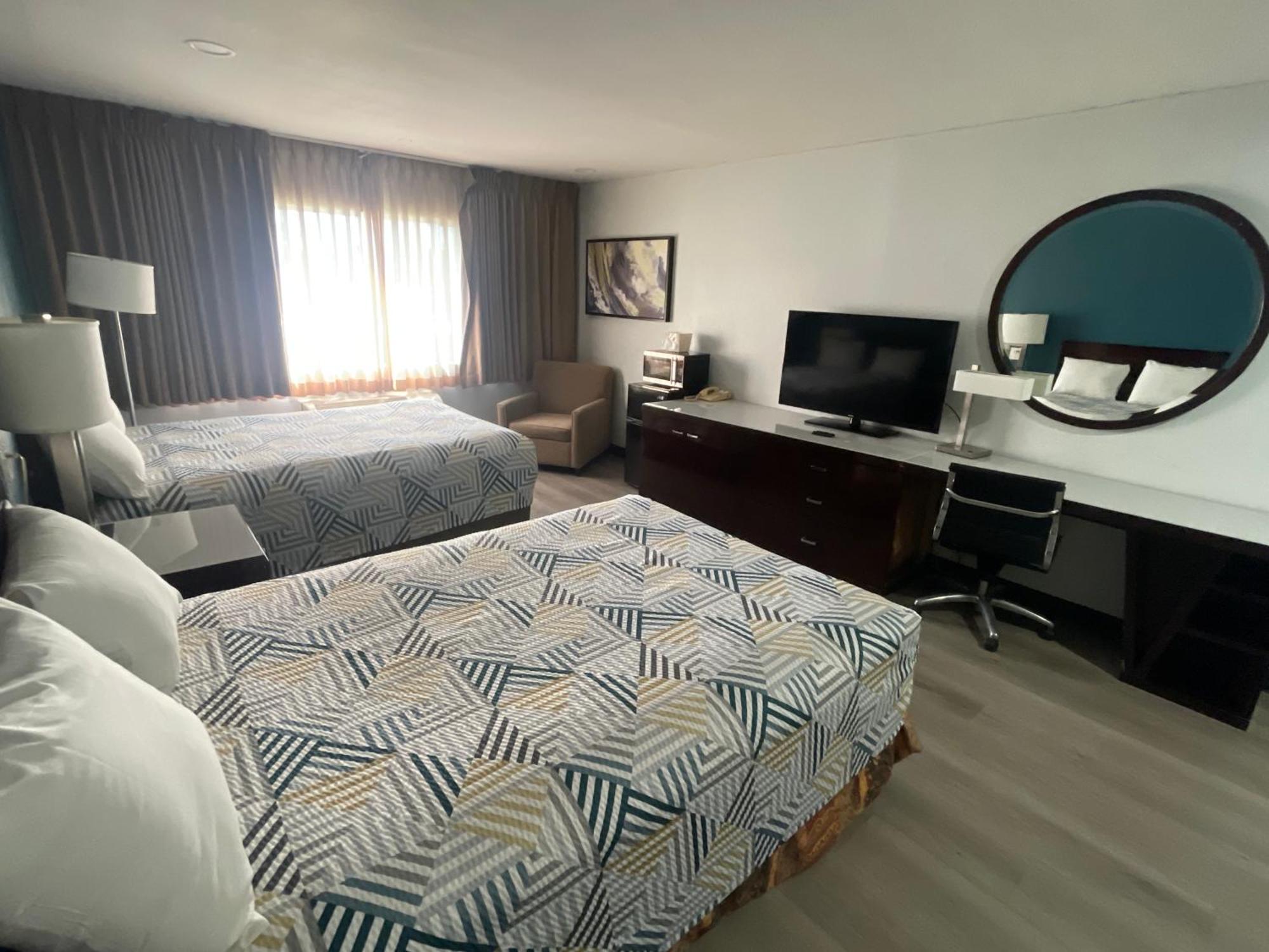 Quadruple Room - Disability Access - Non-Smoking