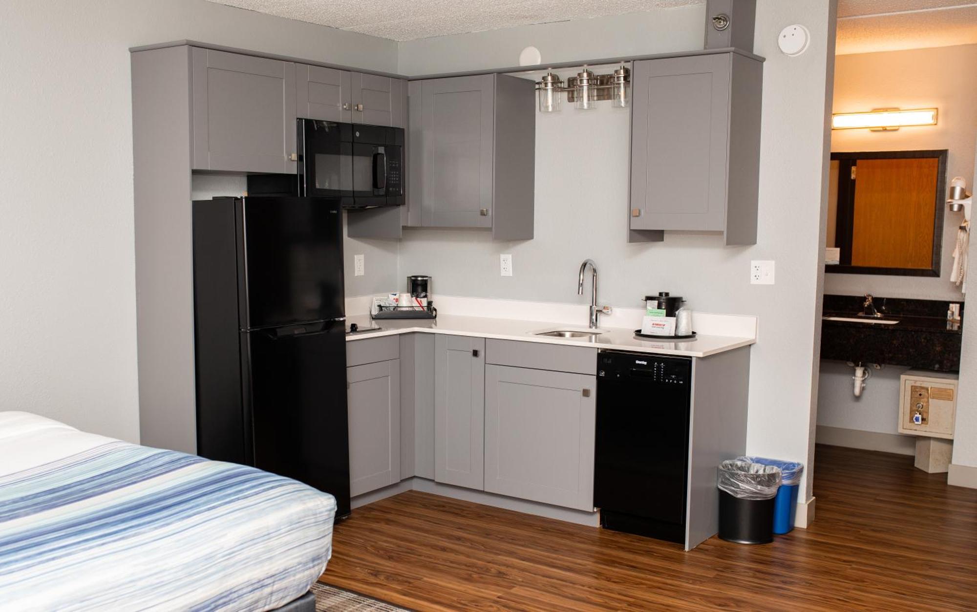 Suite Lit King-Size avec Kitchenette - Non-Fumeurs