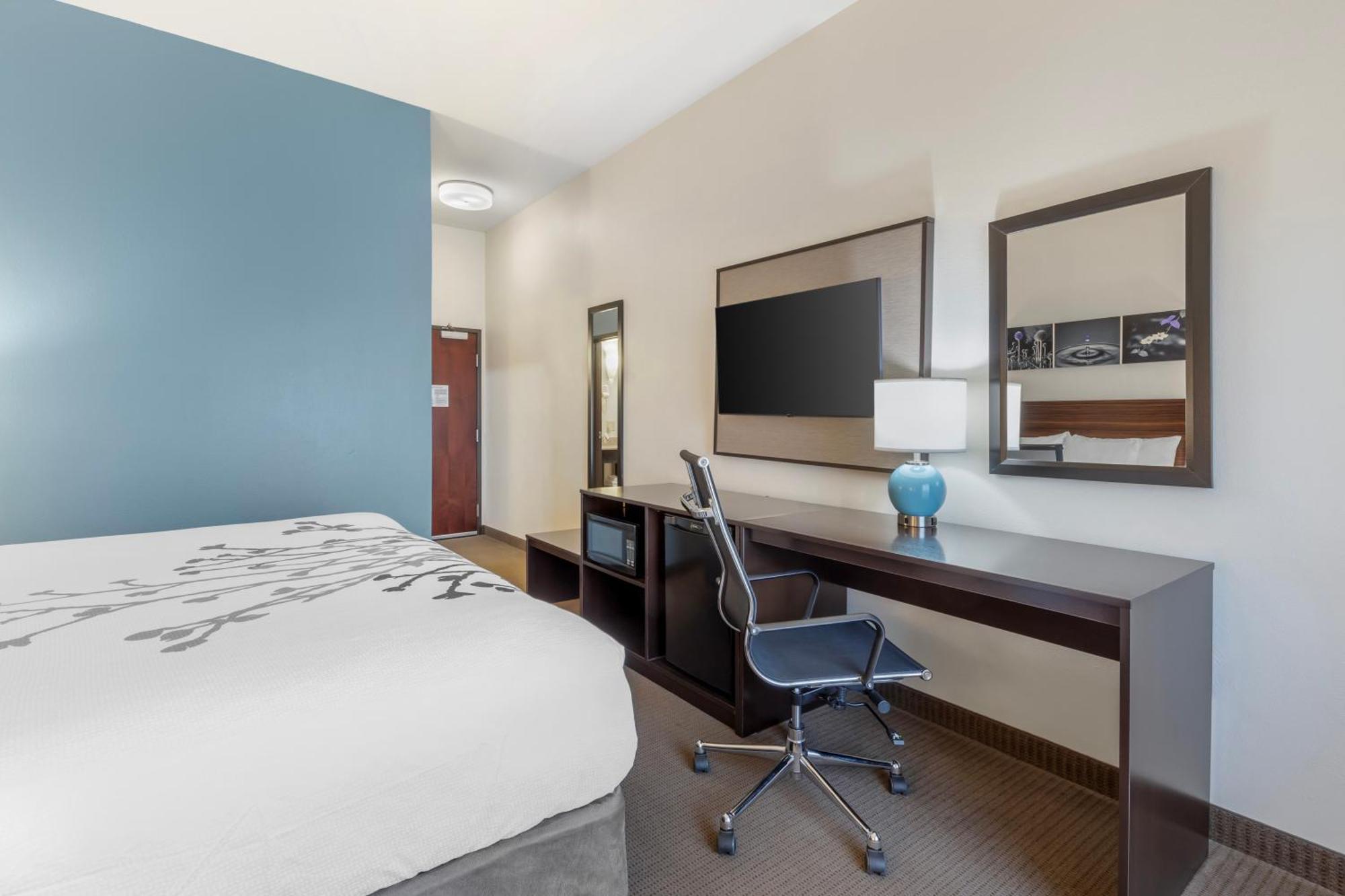 King Room - Non-Smoking,1598914653:JPEG