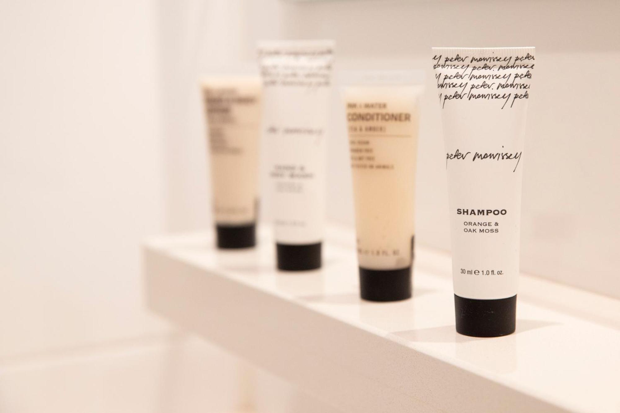 Standard Queen Room - Disability Access,1603749116:JPEG