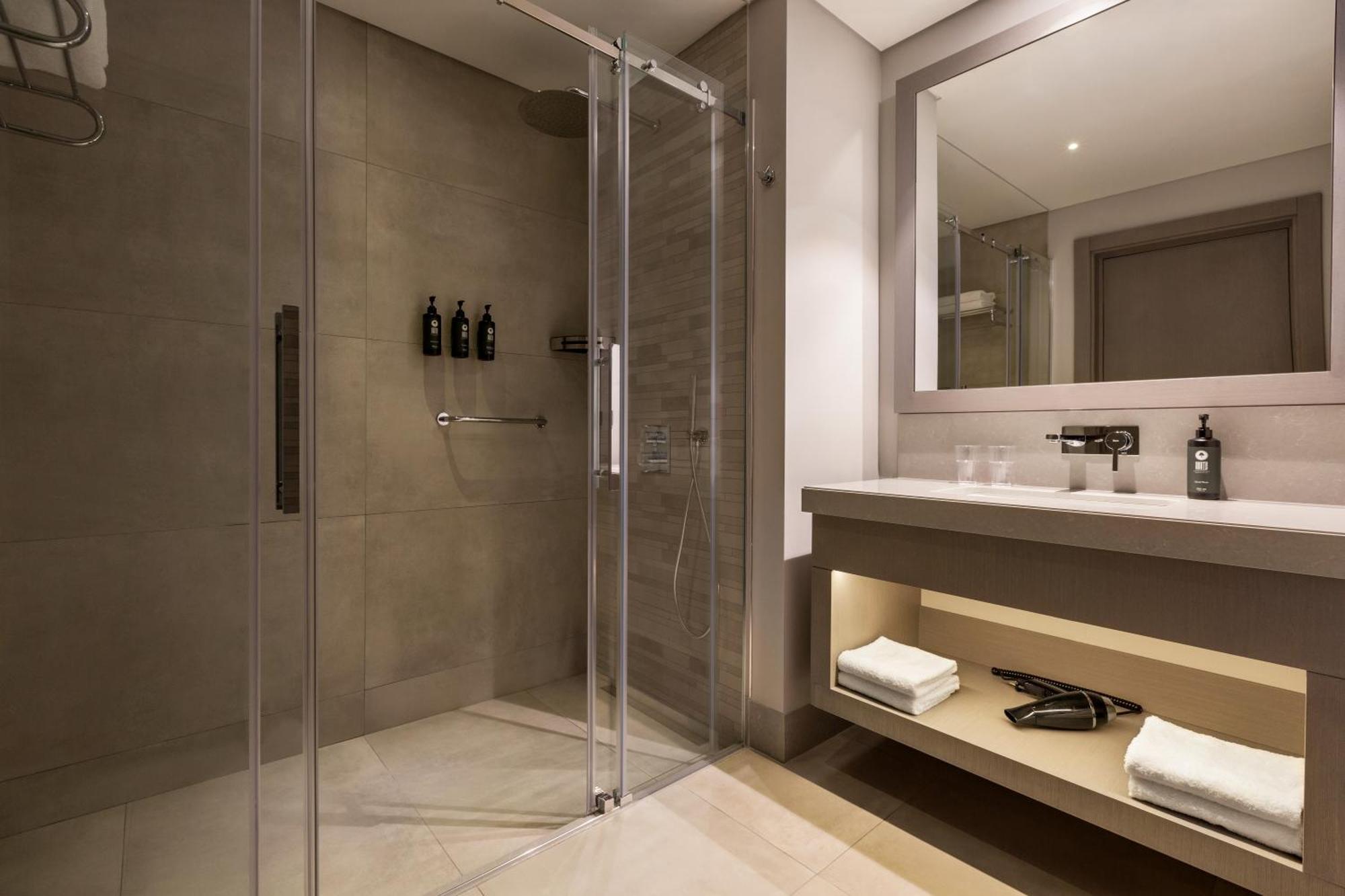 Executive King Suite with Sea View