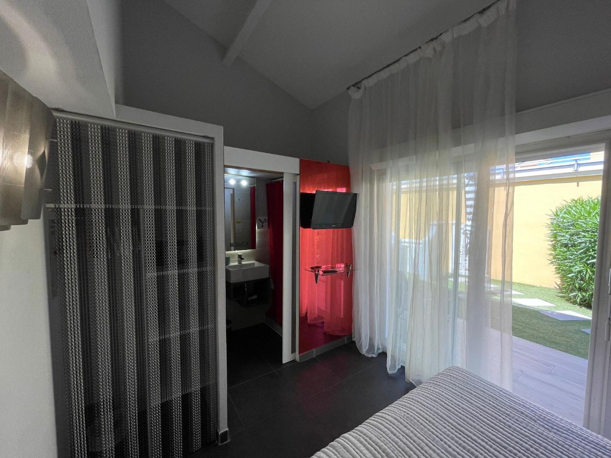 Double Room,1607251991:JPEG