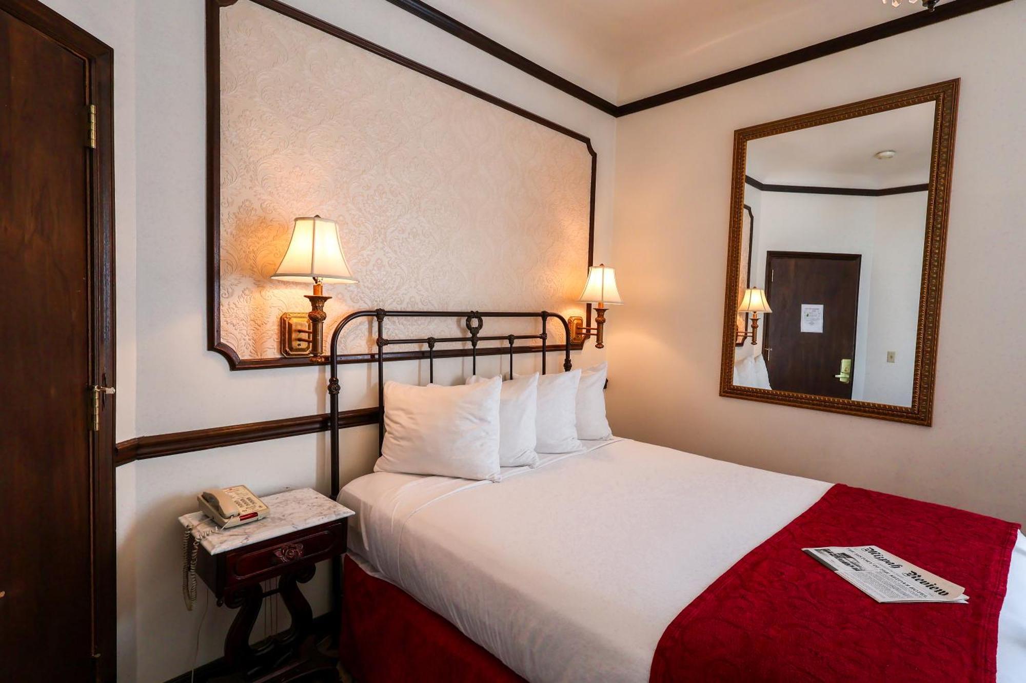 Economy Kamer met Queensize Bed