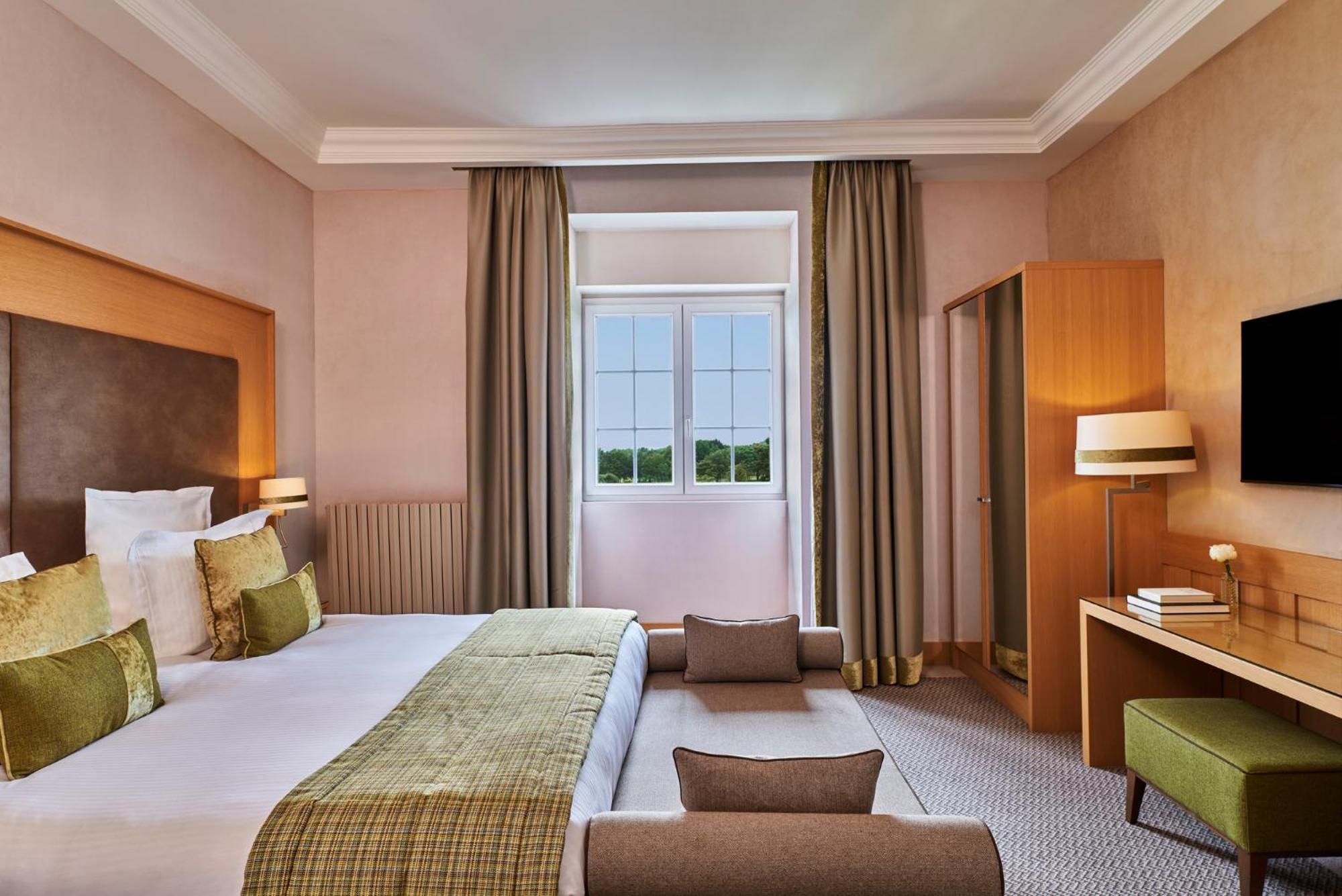 Deluxe Room,680062155:JPEG
