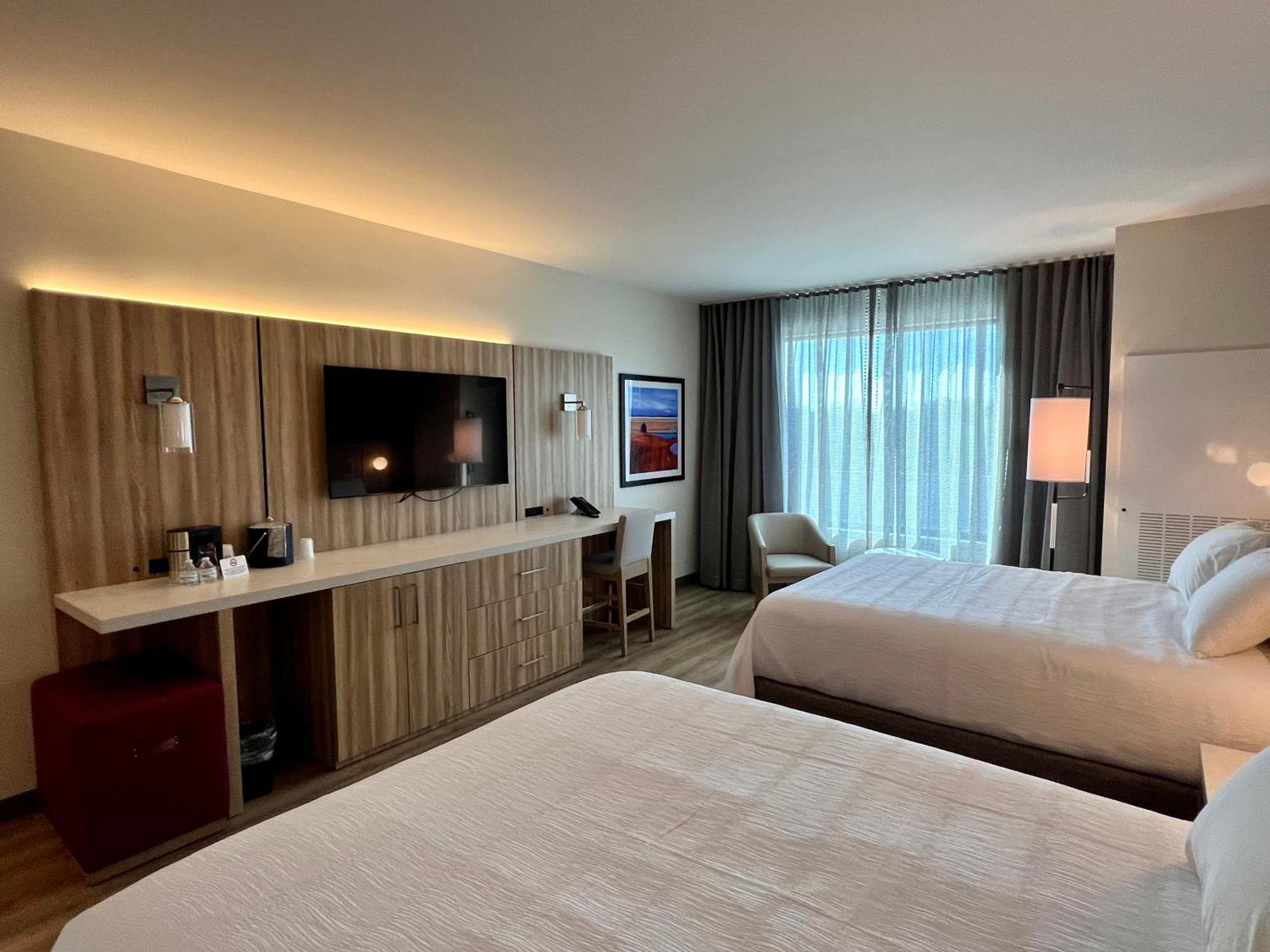 Standard Queen Room
