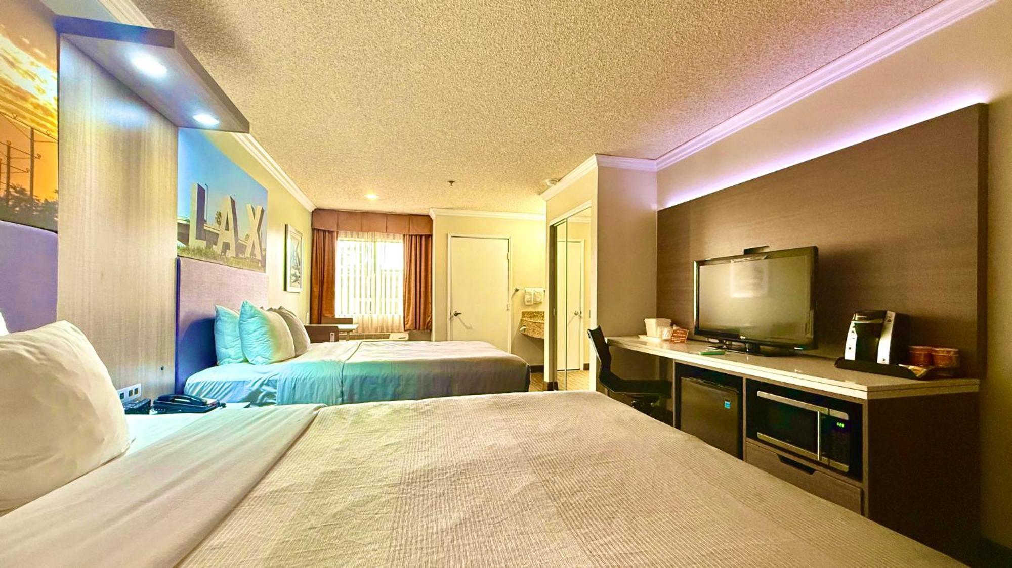 Standard Room, 2 Queen Beds, Non Smoking