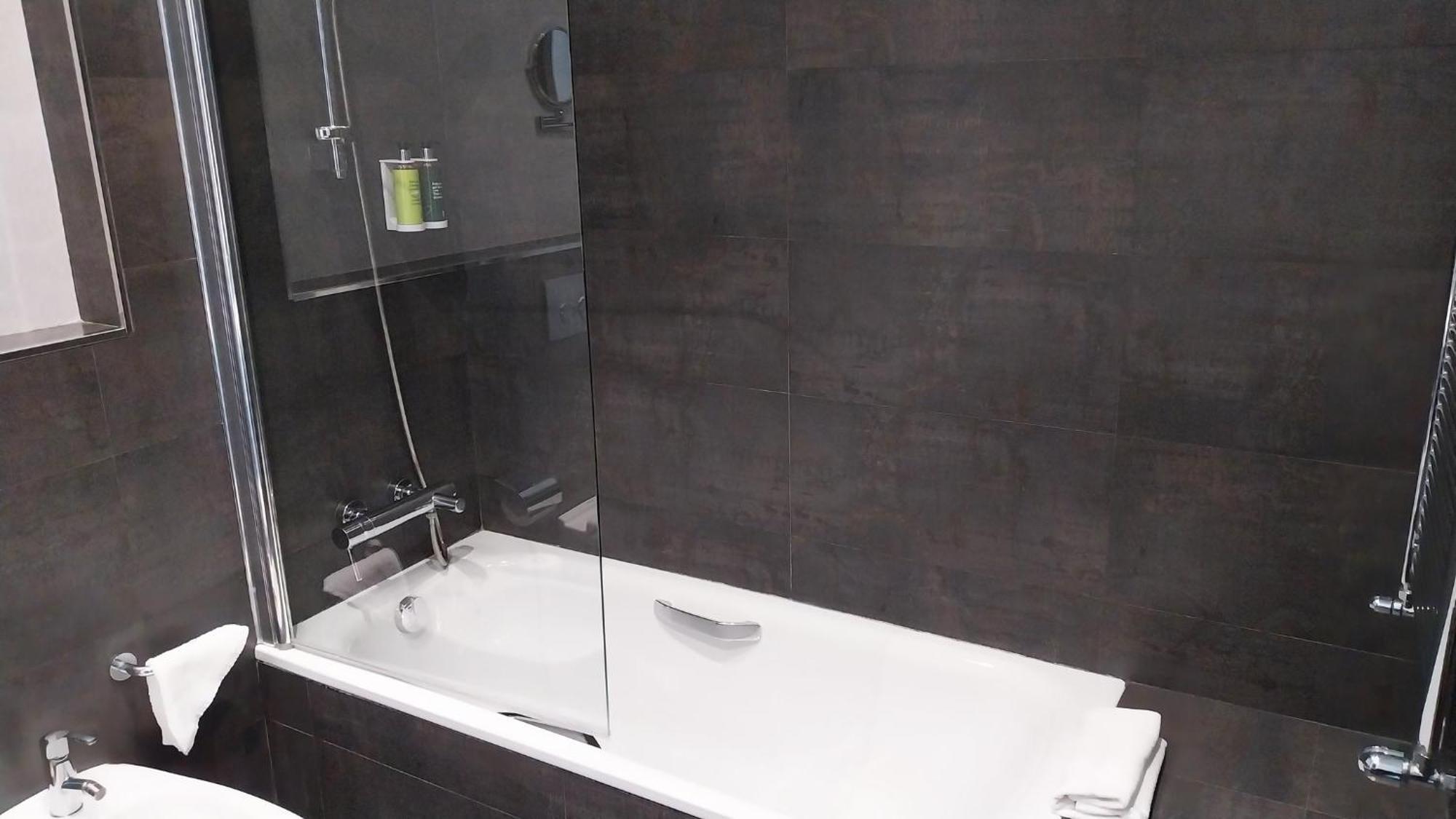 Superior Double or Twin Room,1691990683:JPEG