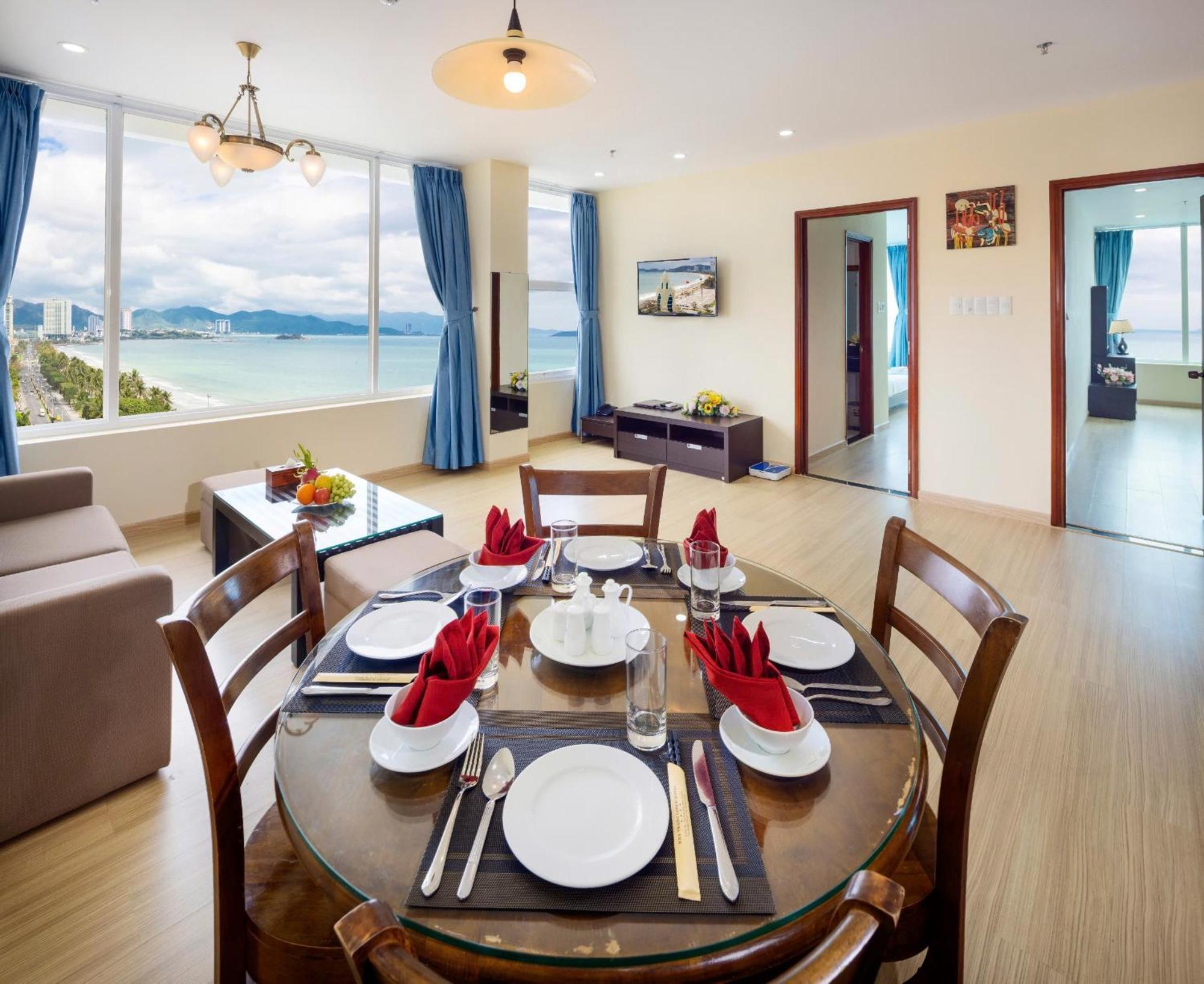 Apartamento de 2 dormitorios con vistas al mar