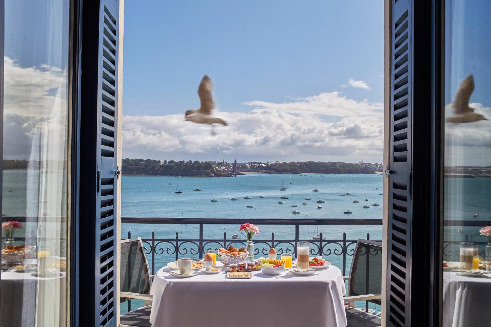 Double or Twin Room Prestige with Sea View,1664647710:JPEG