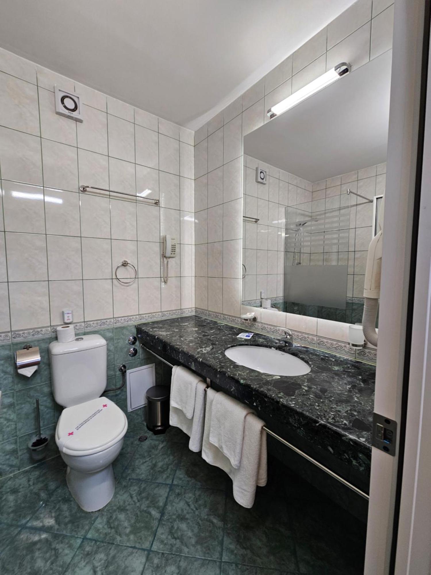Deluxe Double Room with Balcony (2 Adults + 1 Child)