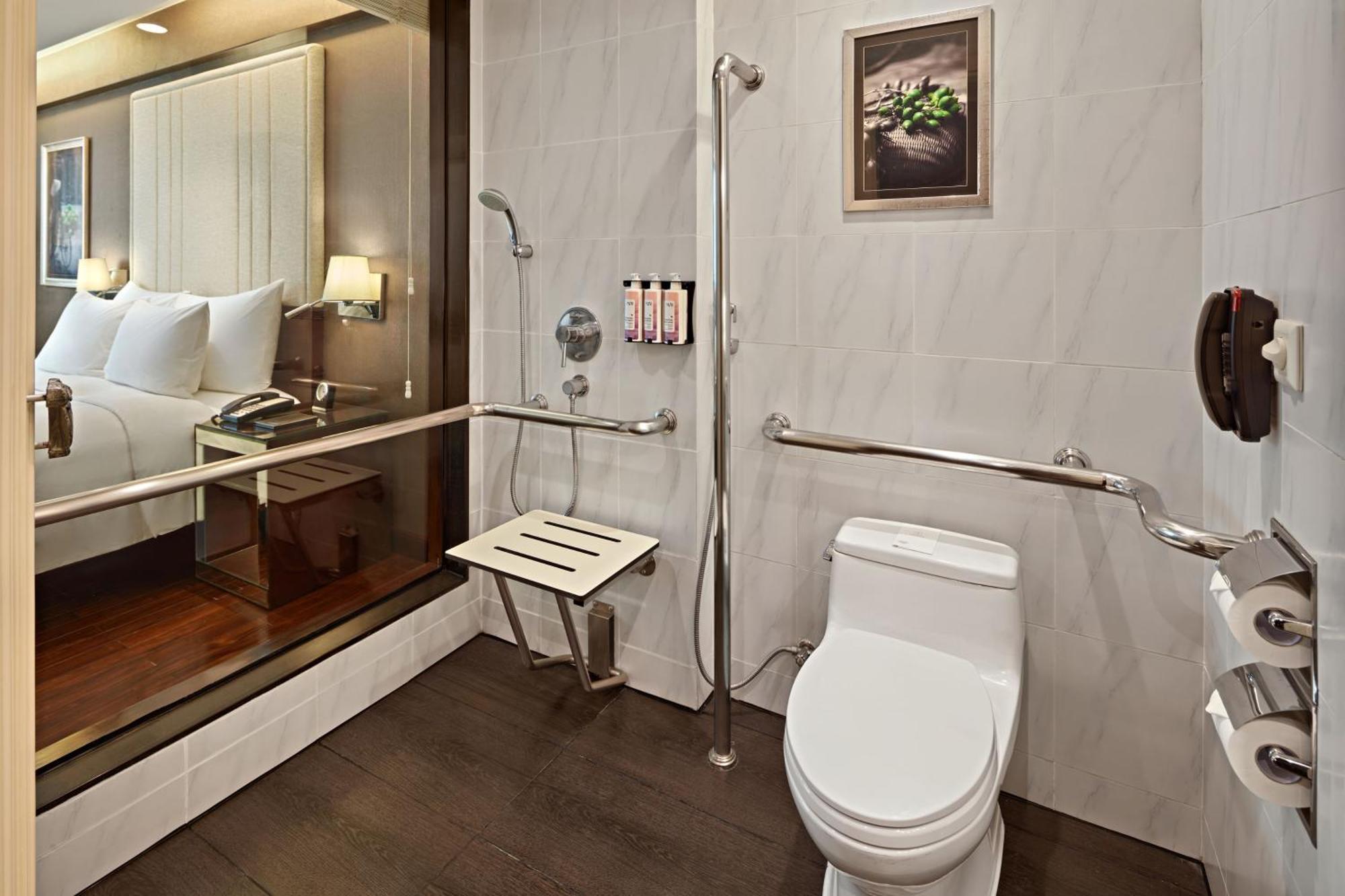 Classic King Room Complimentary daily chocolate hour 5-6pm,1742570566:JPEG