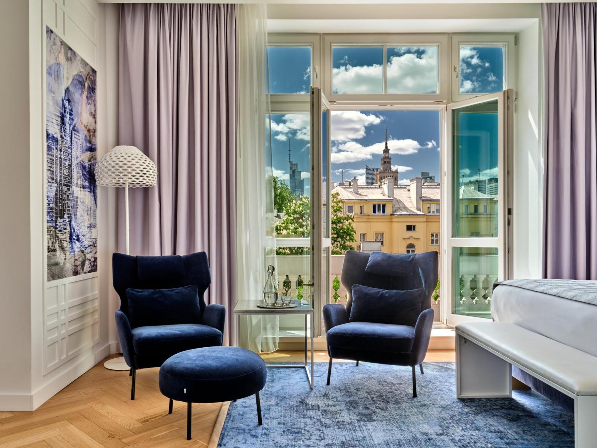 Premium Queen Room