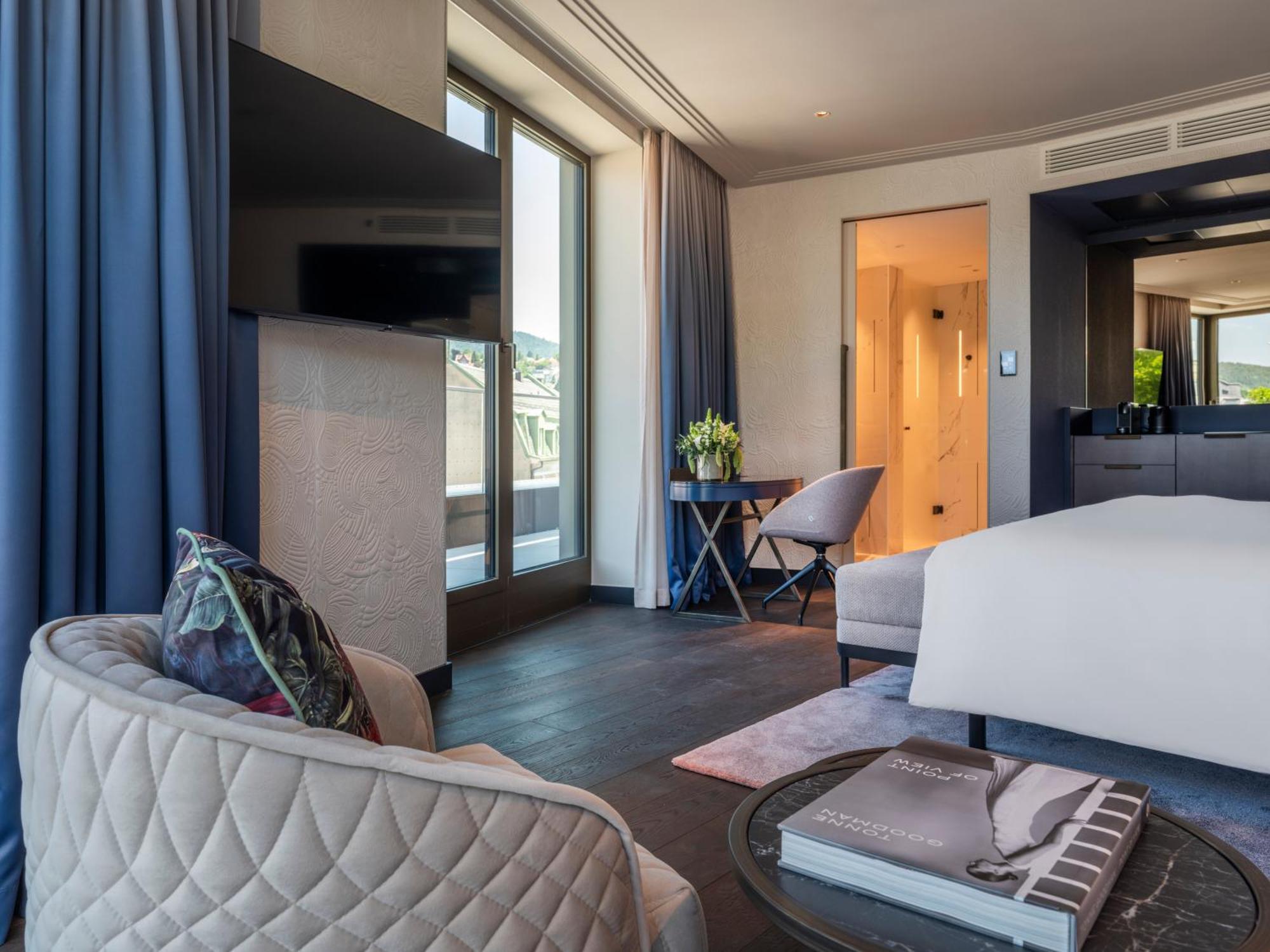 Junior Suite,1687452062:JPEG