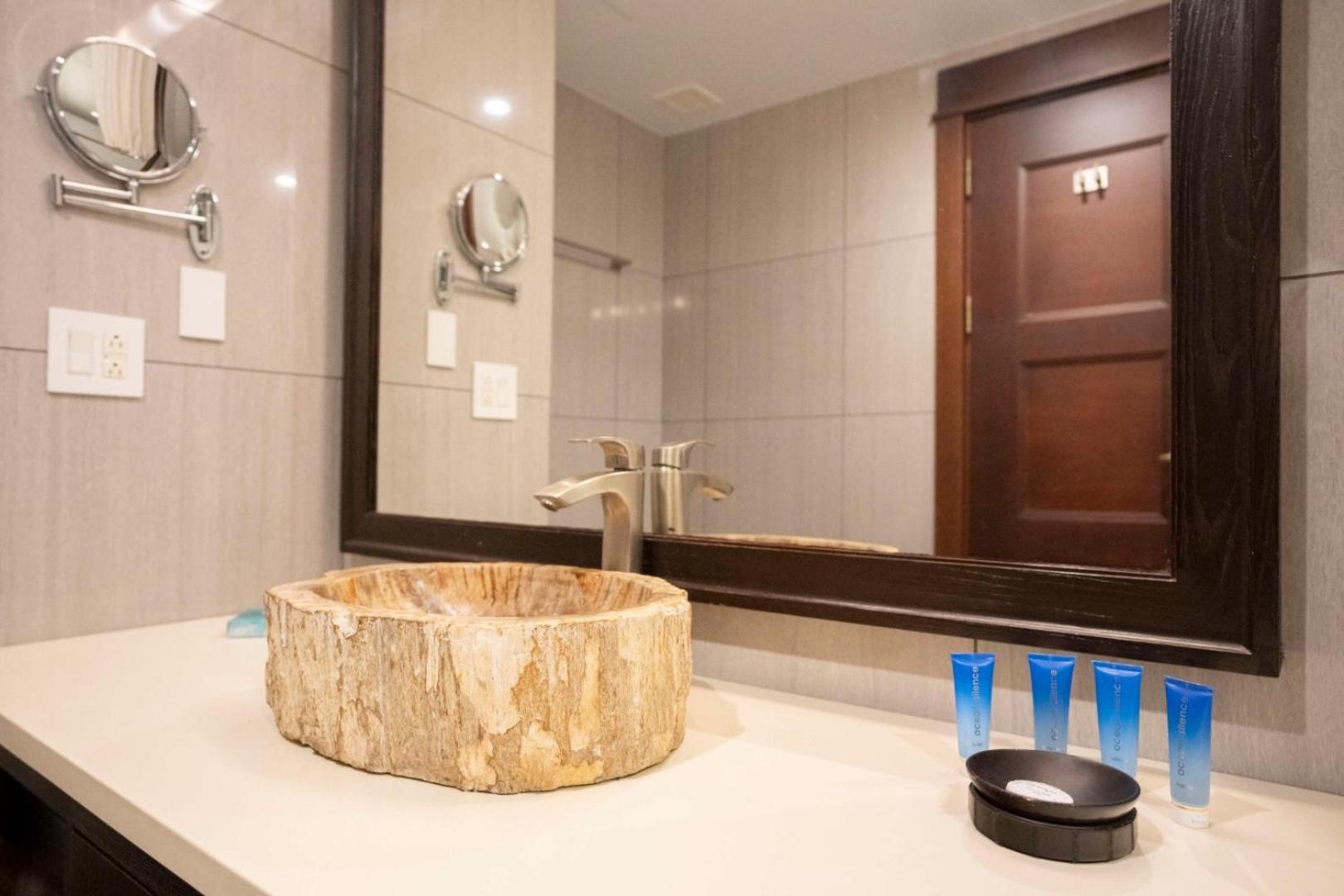 Deluxe Room Mountain View,1742915851:JPEG