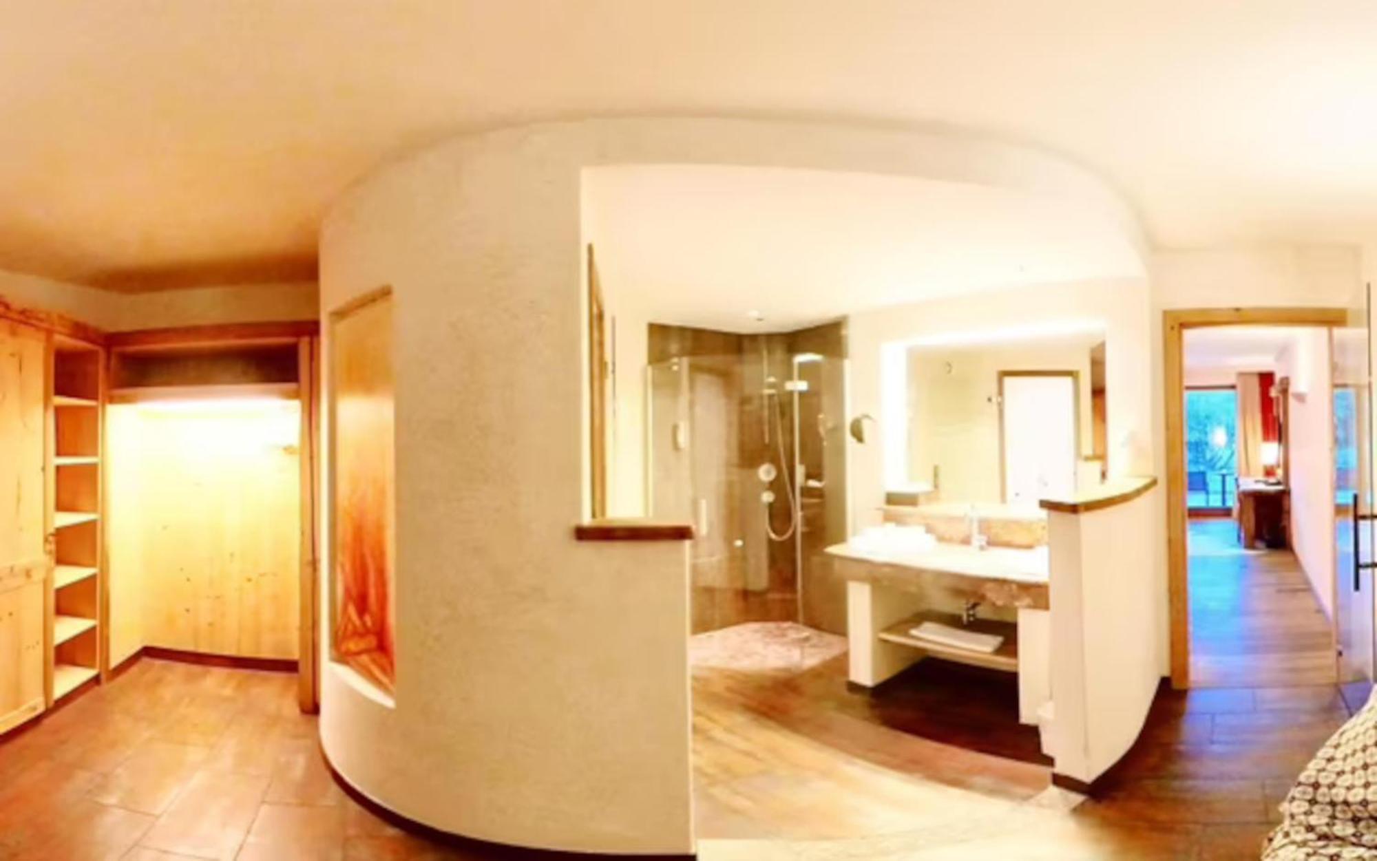 Two-Bedroom Family Room with One Double and One Bunk Bed, Balcony, Mountain View and Cozy Sitting Corner
