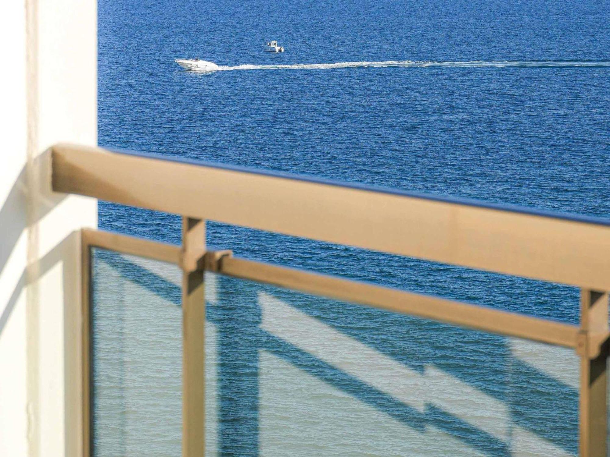 Superior Suite - One King Bed, panoramic vie w of the sea and Bay of Cannes with terraces