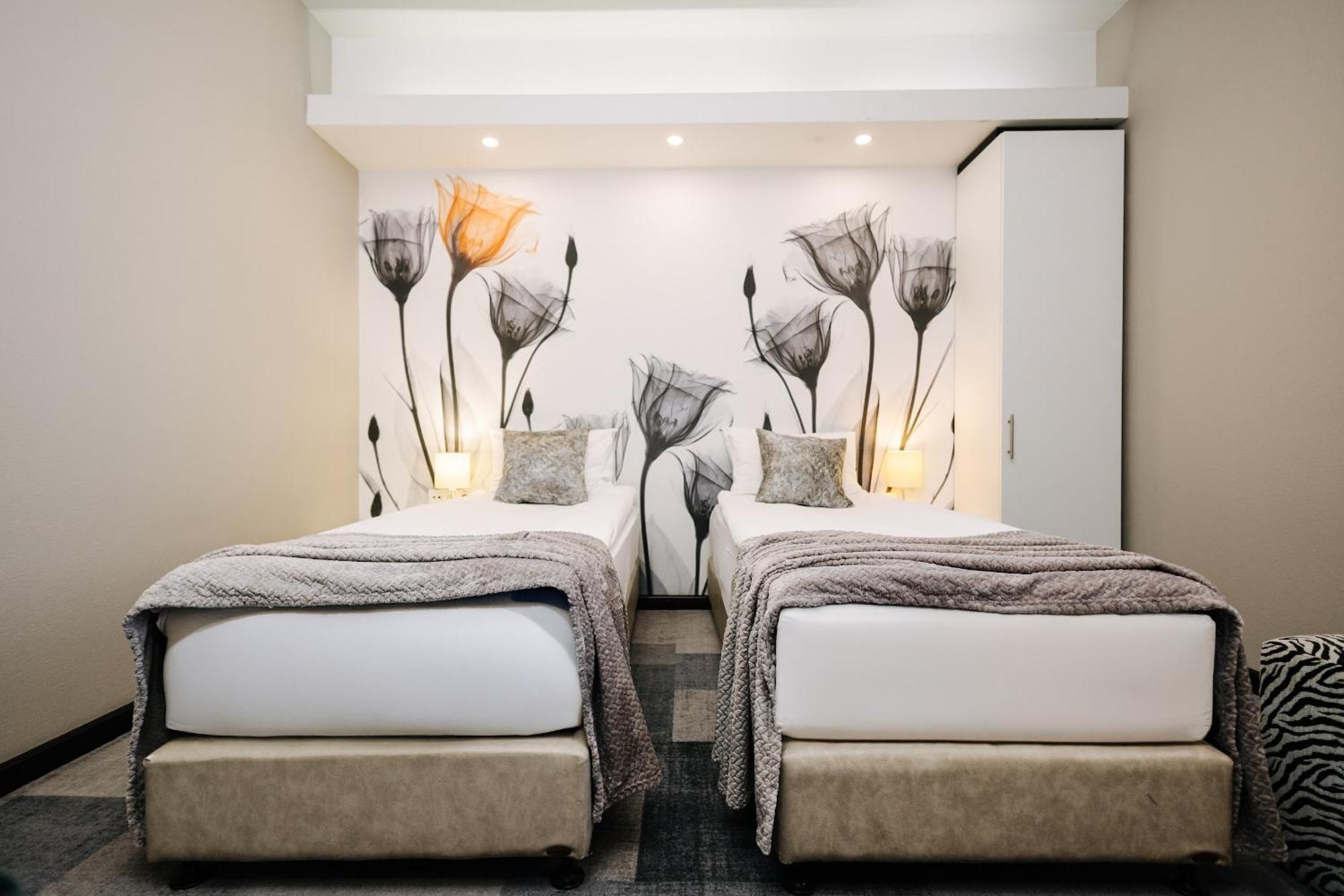 Modern Twin Room