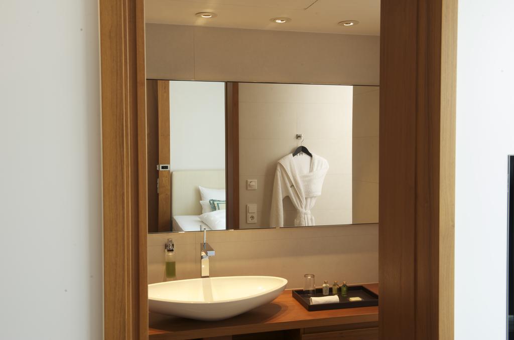 Superior Zimmer mit eingeschränktem Seeblick