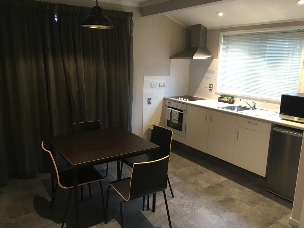 One-Bedroom Suite,445508034:JPEG