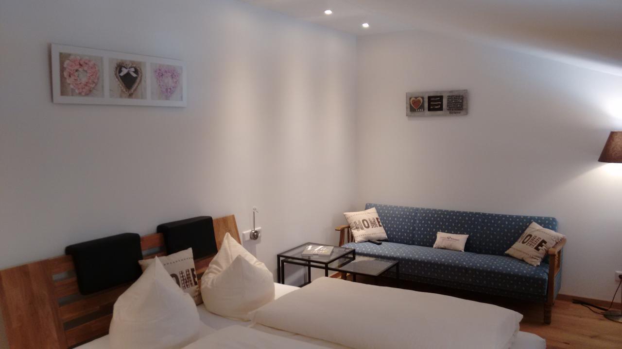 Doppelzimmer mit Schlafsofa